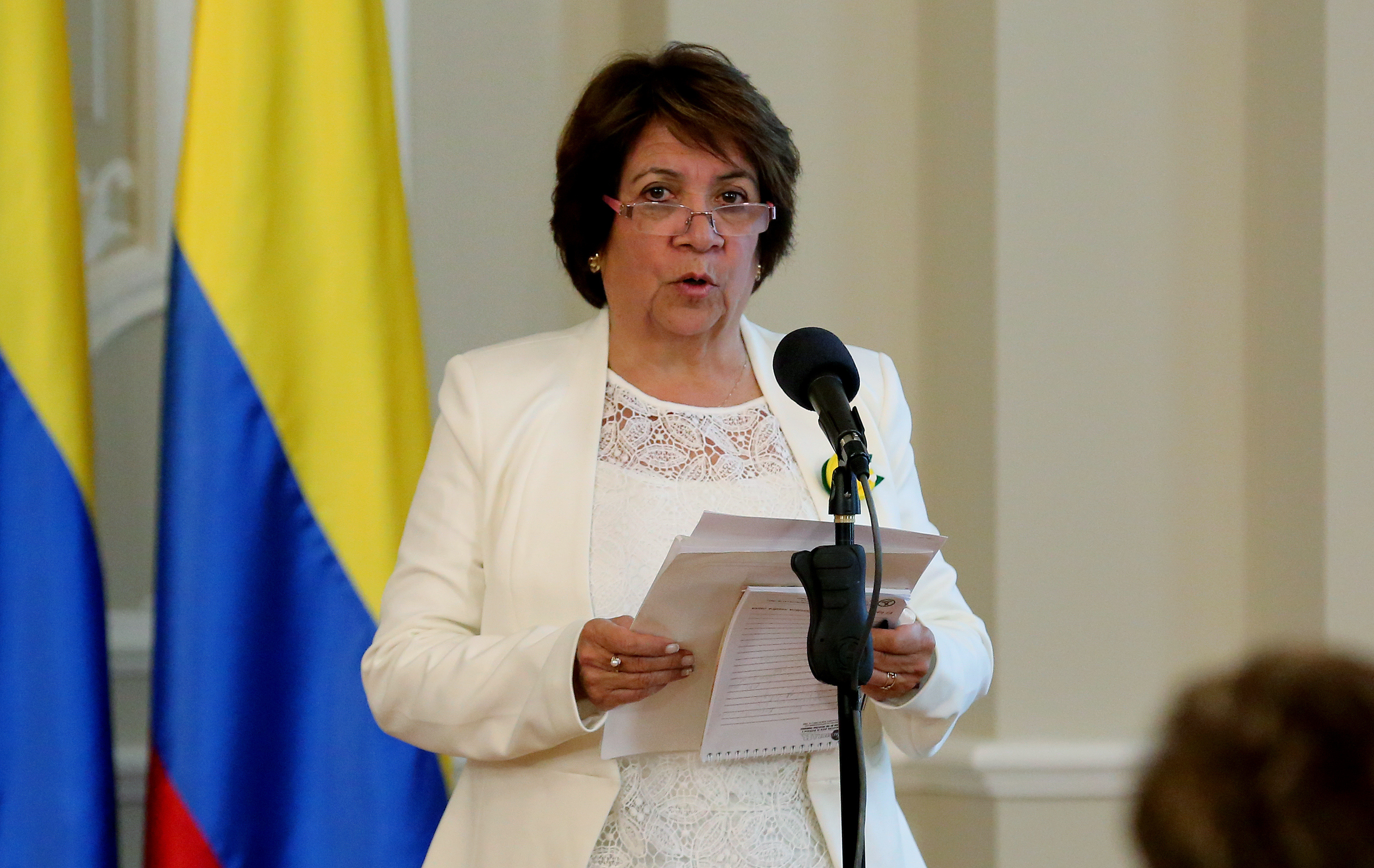 La senadora Aída Avella denuncia afectaciones ambientales del Cerrejón en la Guajira, la minera la acusa de violar propiedad privada