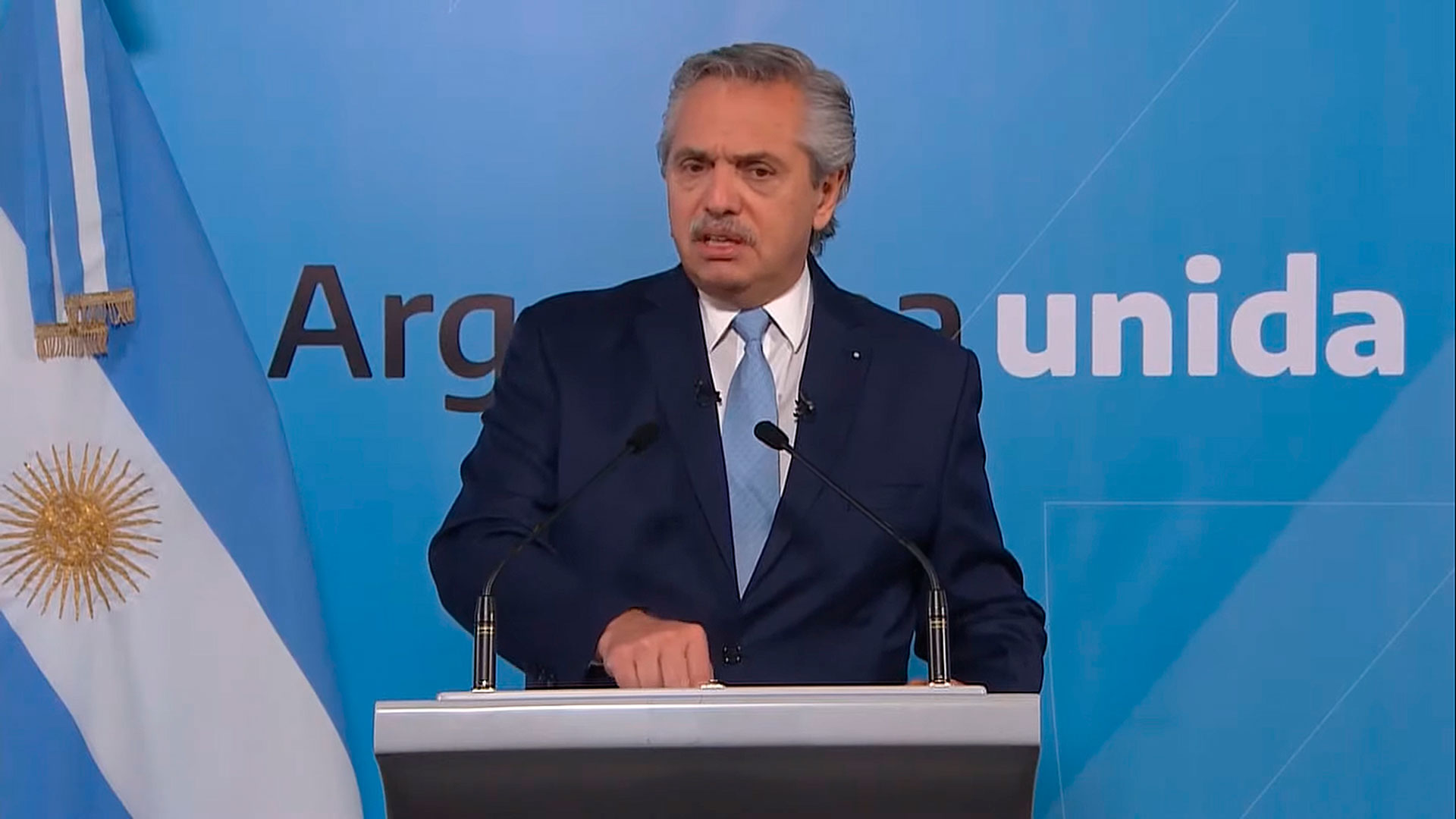  El presidente Alberto Fernández durante su mensaje grabado el 14 de noviembre