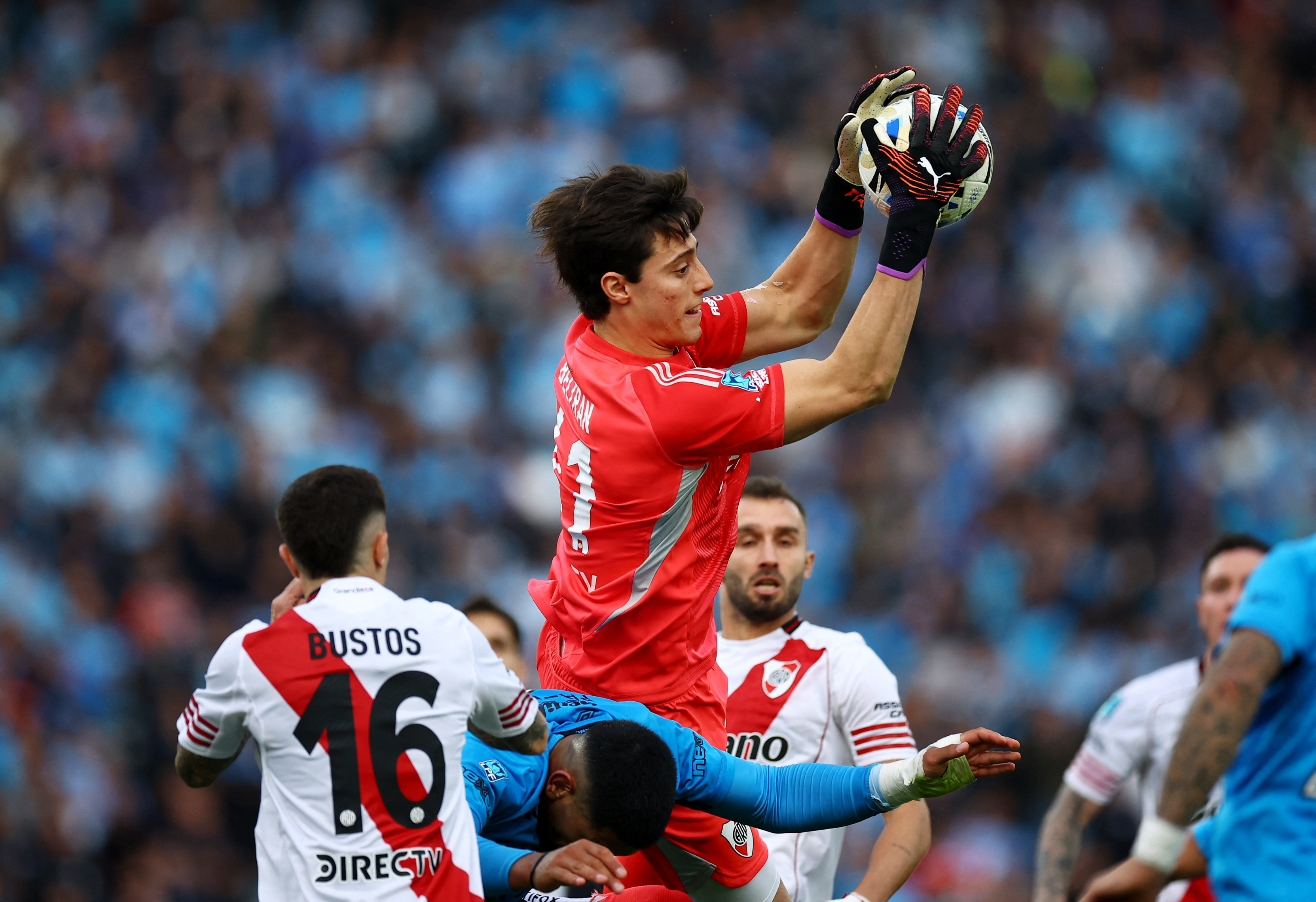 Un ex arquero campe&oacute;n con River Plate elogi&oacute; a Santiago Beltr&aacute;n y se&ntilde;al&oacute; en qu&eacute; potencia europea lo ve en el futuro