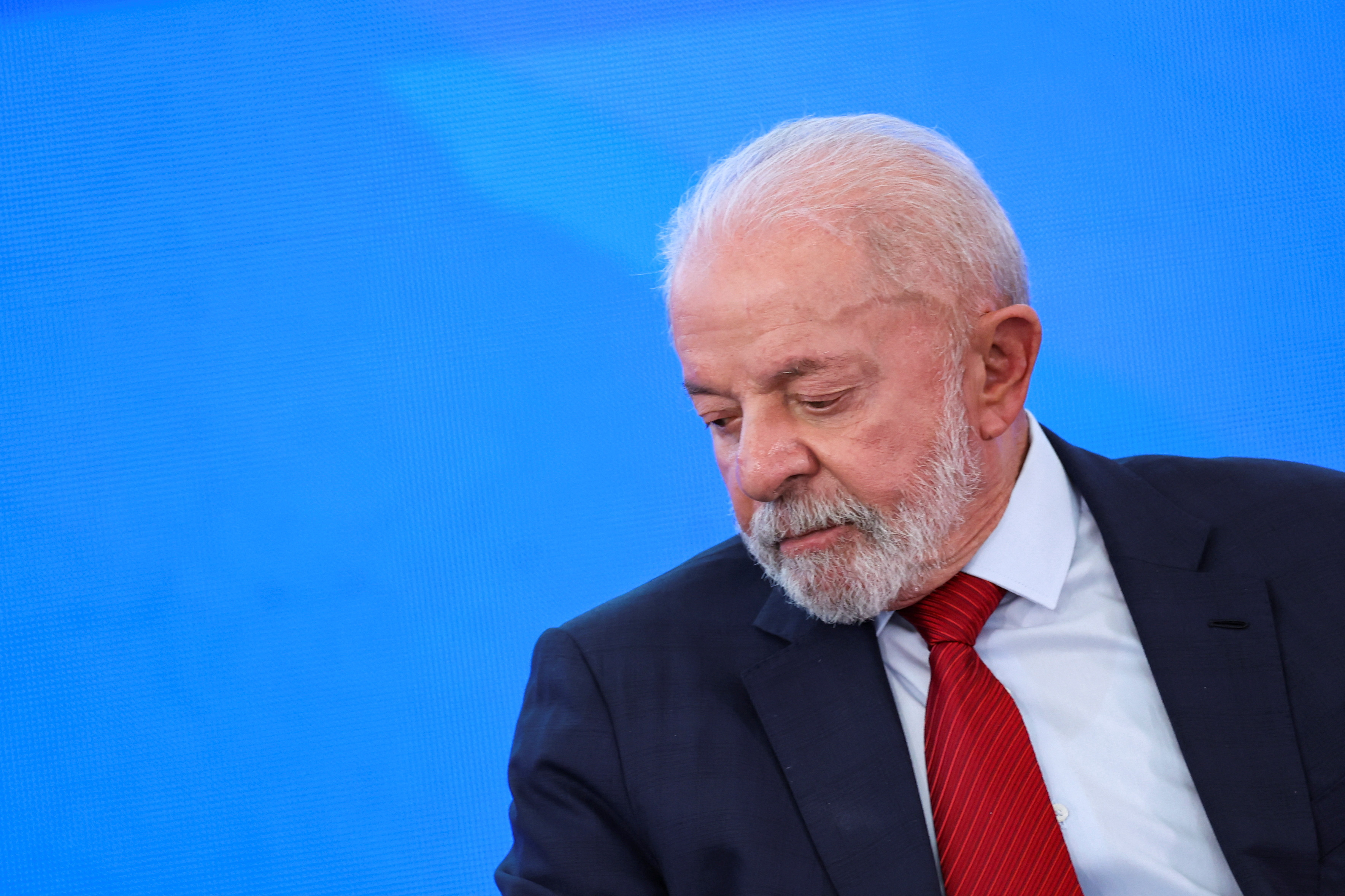 El FMI se reunió para debatir la revisión de metas del programa argentino y se define el desembolso de USD 2.000 millones