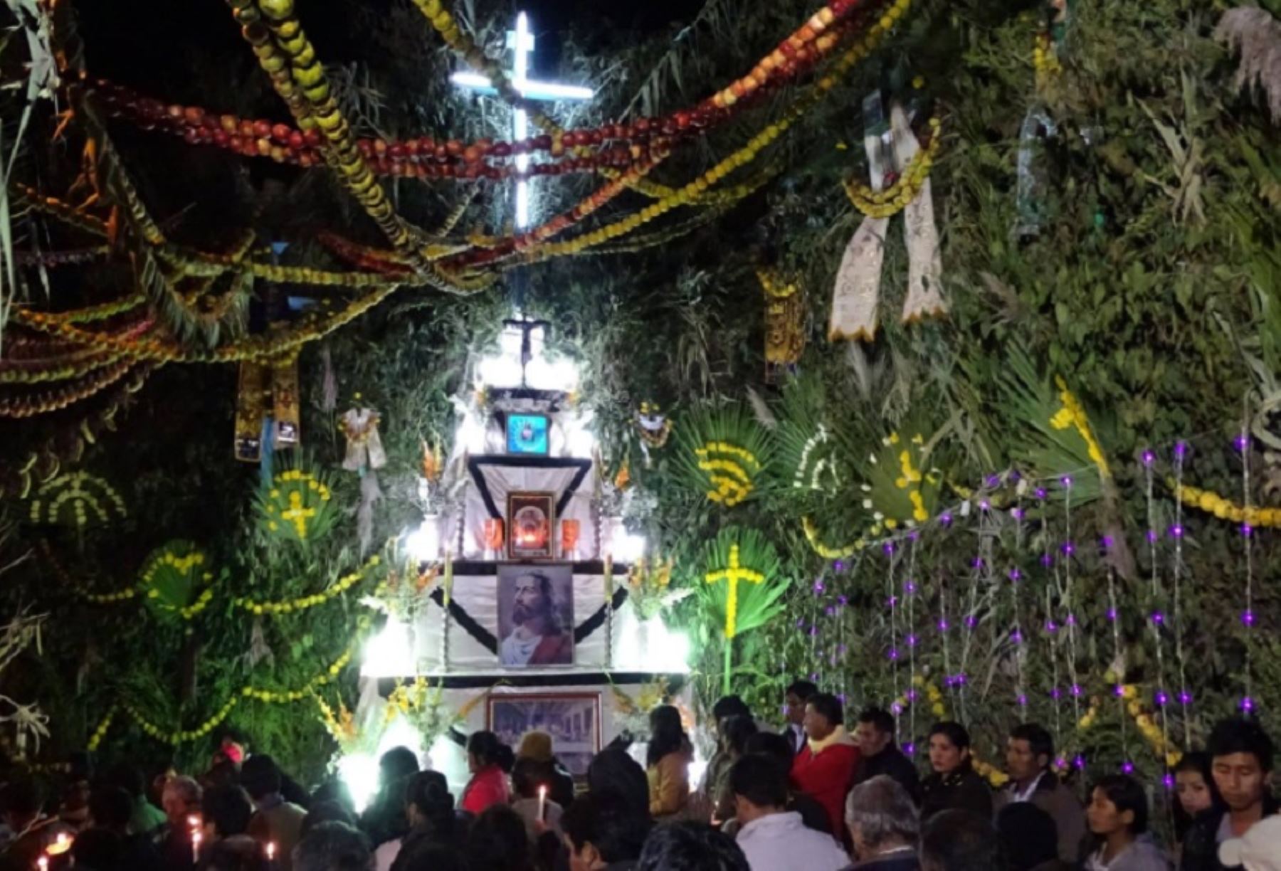 Celebración de semana santa en Pampacolca, Perú.