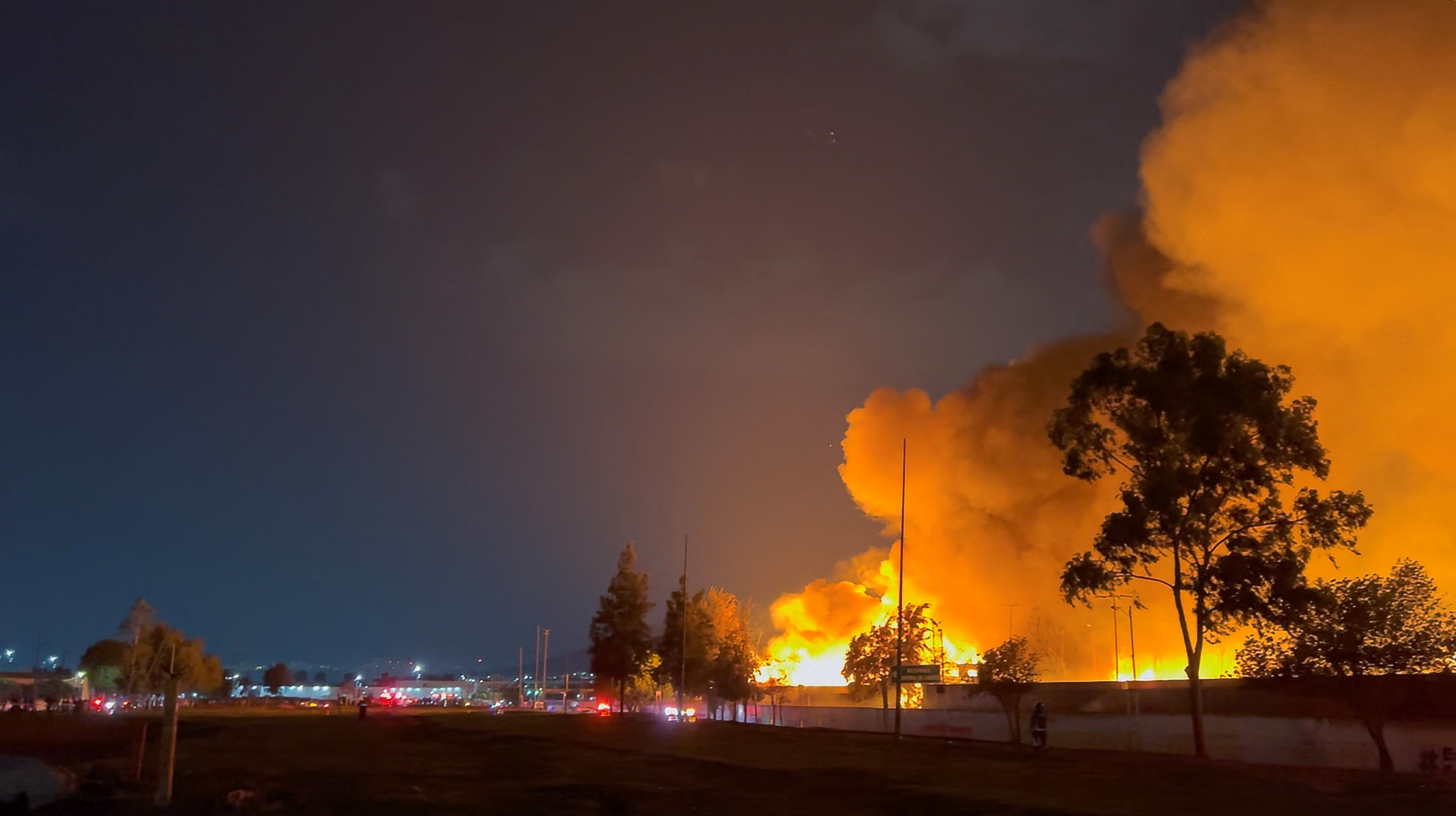 Qué Pasó En La Central De Abasto Paso A Paso Del Incendio En Iztapalapa Infobae 8538