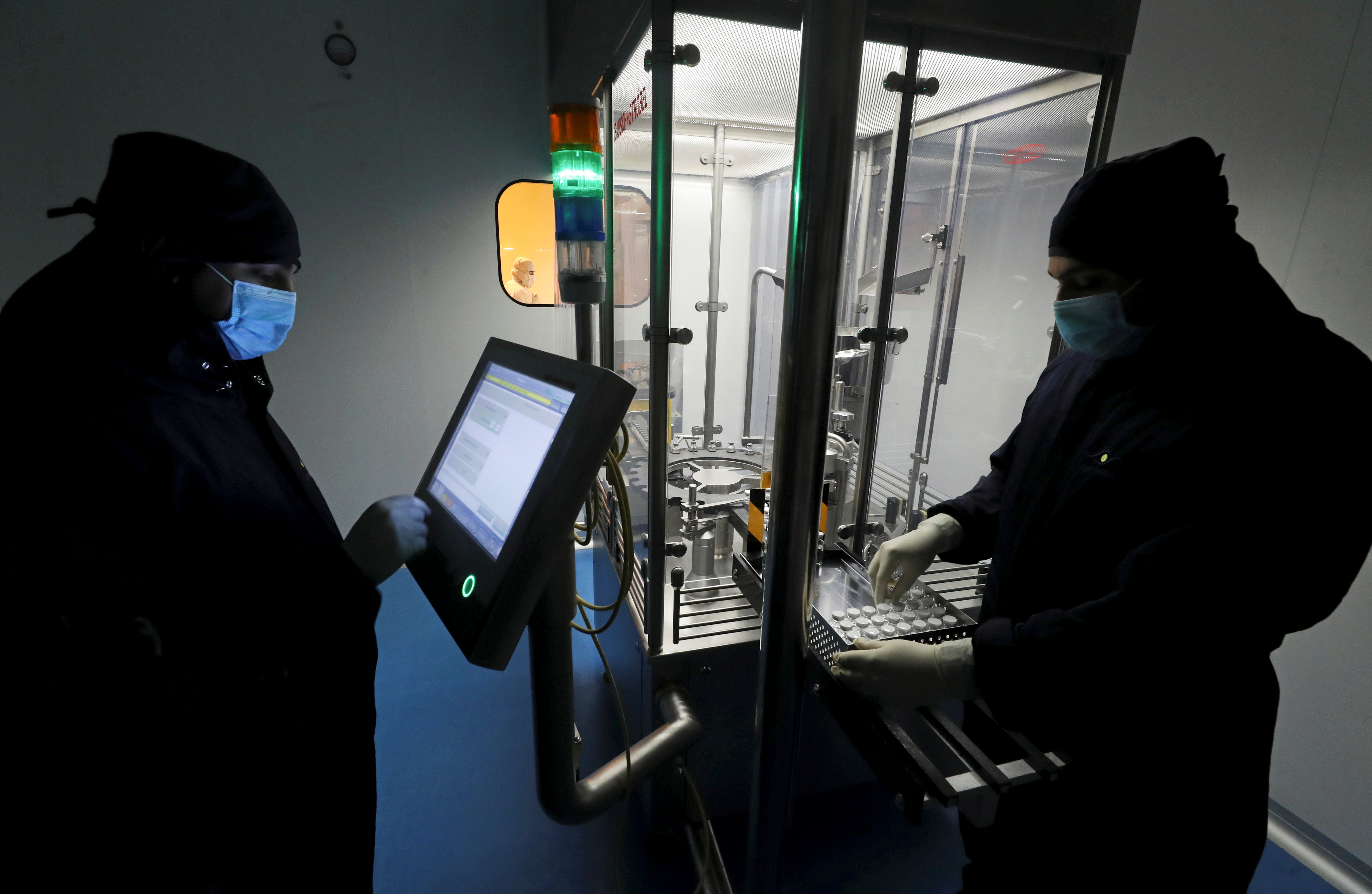 Técnicas de laboratorio (REUTERS/Mohamed Abd El Ghany)