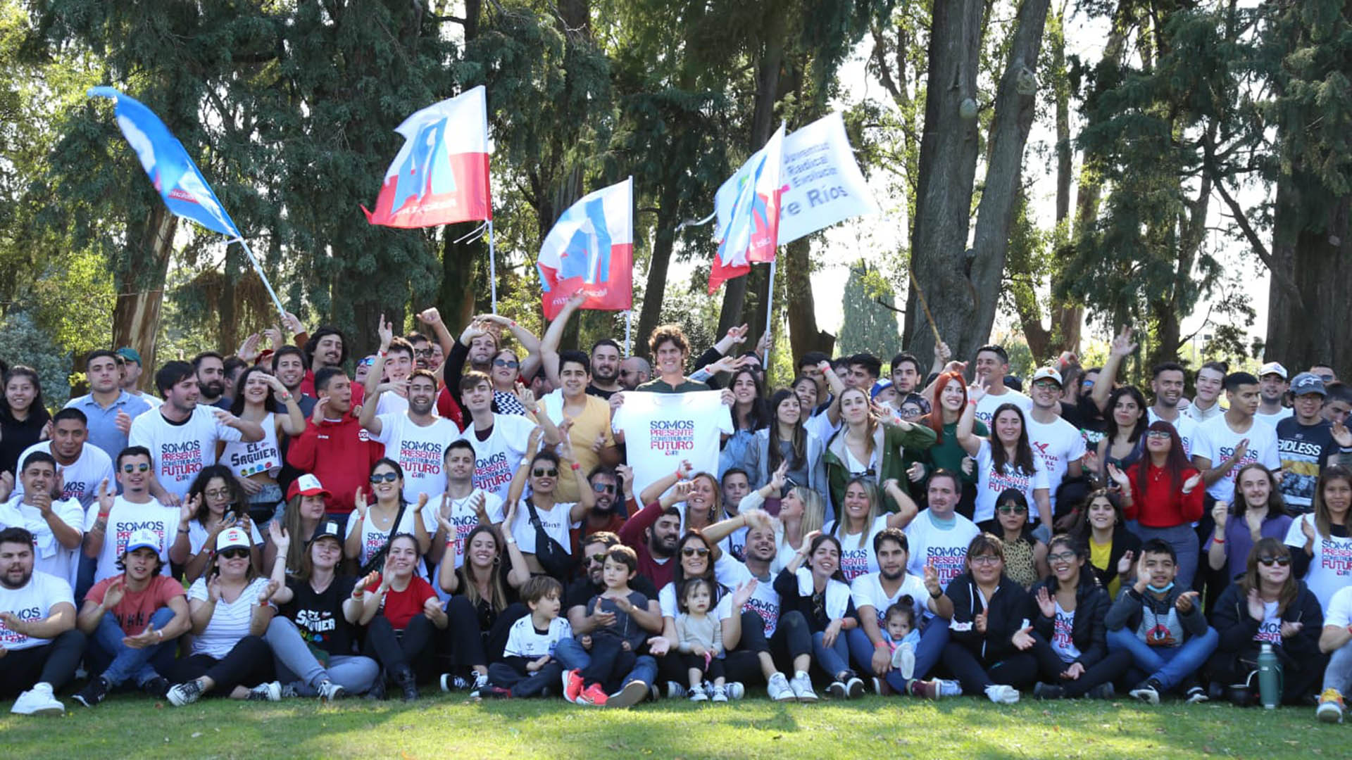 Lousteau encabezó el cierre del congreso de la Juventud Radical