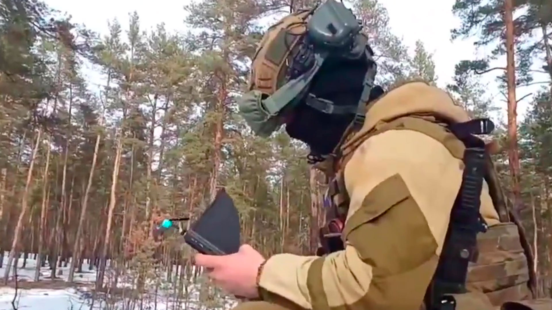 El novedoso traje de combate ruso contará con un microdron de
