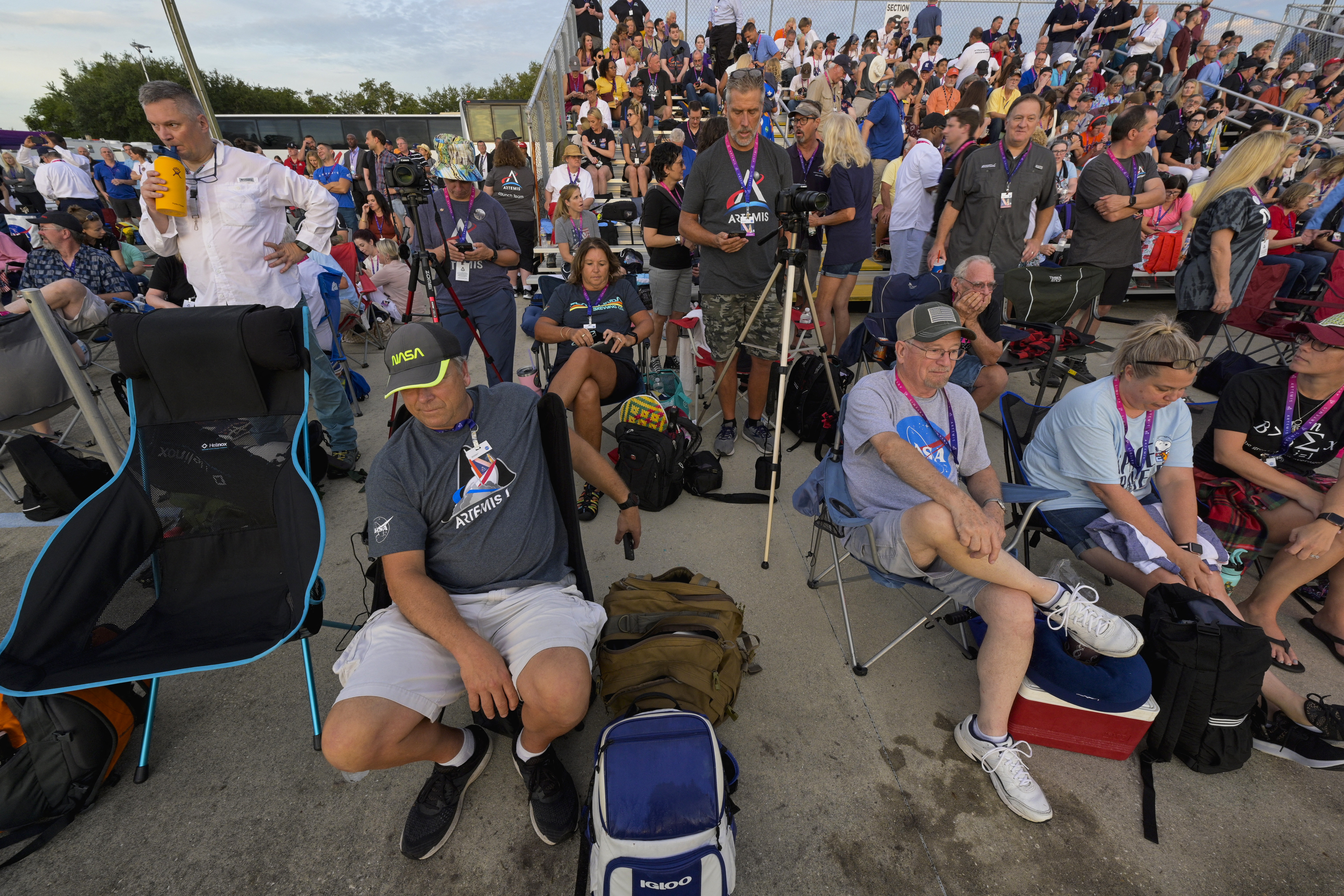 Spectators wait for the launch of NASA's next-generation moon rocket, the Space Launch System (SLS) , with its Orion crew capsule on top, on the unmanned Artemis 1 mission, which was later scrubbed, at Cape Canaveral, Florida, U.S., August 29, 2022. REUTERS/Steve Nesius