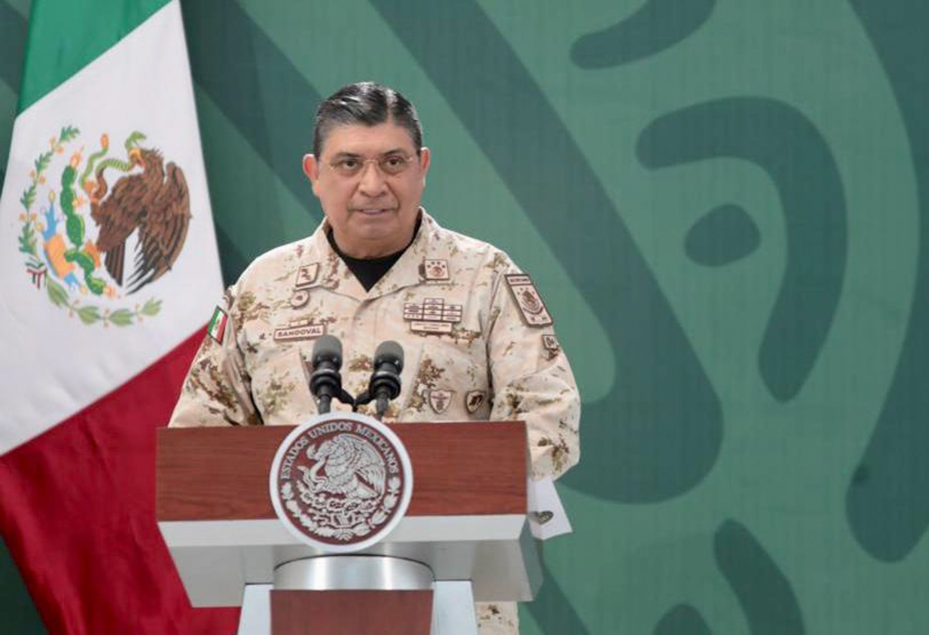 El titular de la Sedena anunció el operativo de seguridad para Colima en noviembre (FOTO: PRESIDENCIA/CUARTOSCURO.COM)