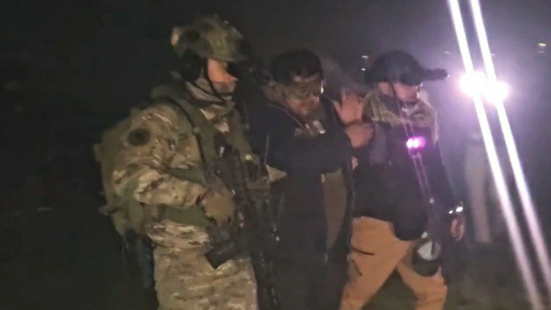 La polic&iacute;a chilena detuvo a un l&iacute;der mapuche pr&oacute;fugo desde 2021: fue extra&iacute;do en helic&oacute;ptero desde Temucuicui