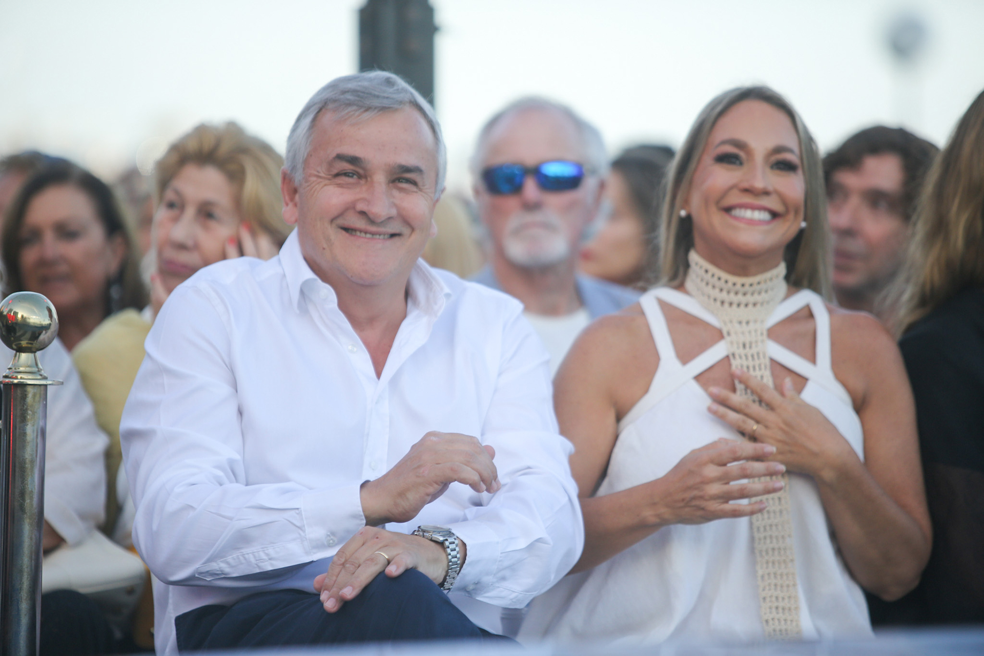 El gobernador de Jujuy Gerardo Morales junto a su esposa María Eugenia Tulia Snopek