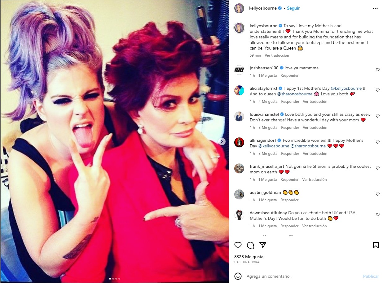 La hija de Ozzy Osbourne ha mantenido a su hijo Sidney fuera de las cámaras, pero aprovecho para festejar a su madre, Sharon Osbourne, en sus redes
Foto: Instagram/kellyosbourne