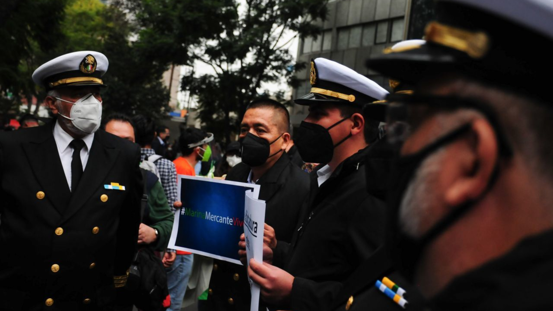 Los manifestantes de la marina mercante consiguieron el Parlamento Abierto en el Senado que habían pedido el martes (Foto: Cuartoscuro)