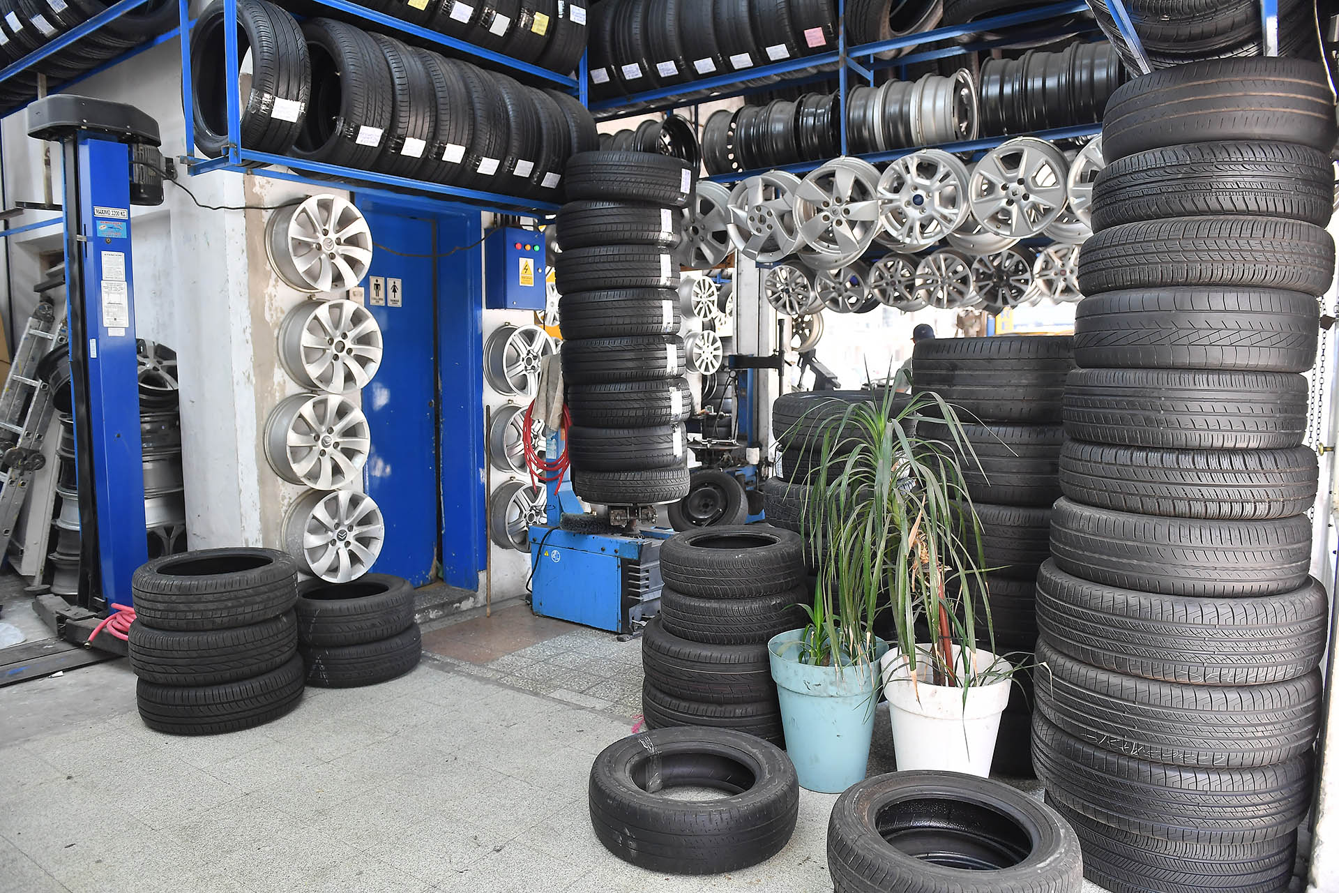Otro sector con incertidumbre es la venta de neumáticos (Maximiliano Luna)