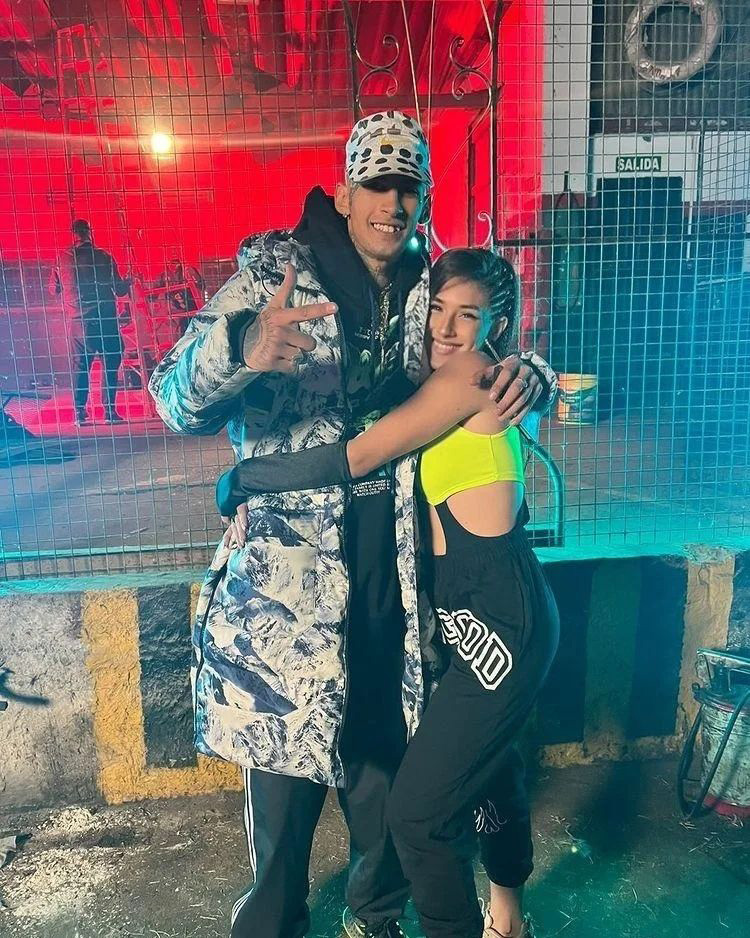El-Gante With Dancer Luli Romero, Behind The Scenes Of A Video Clip In Which They Participated