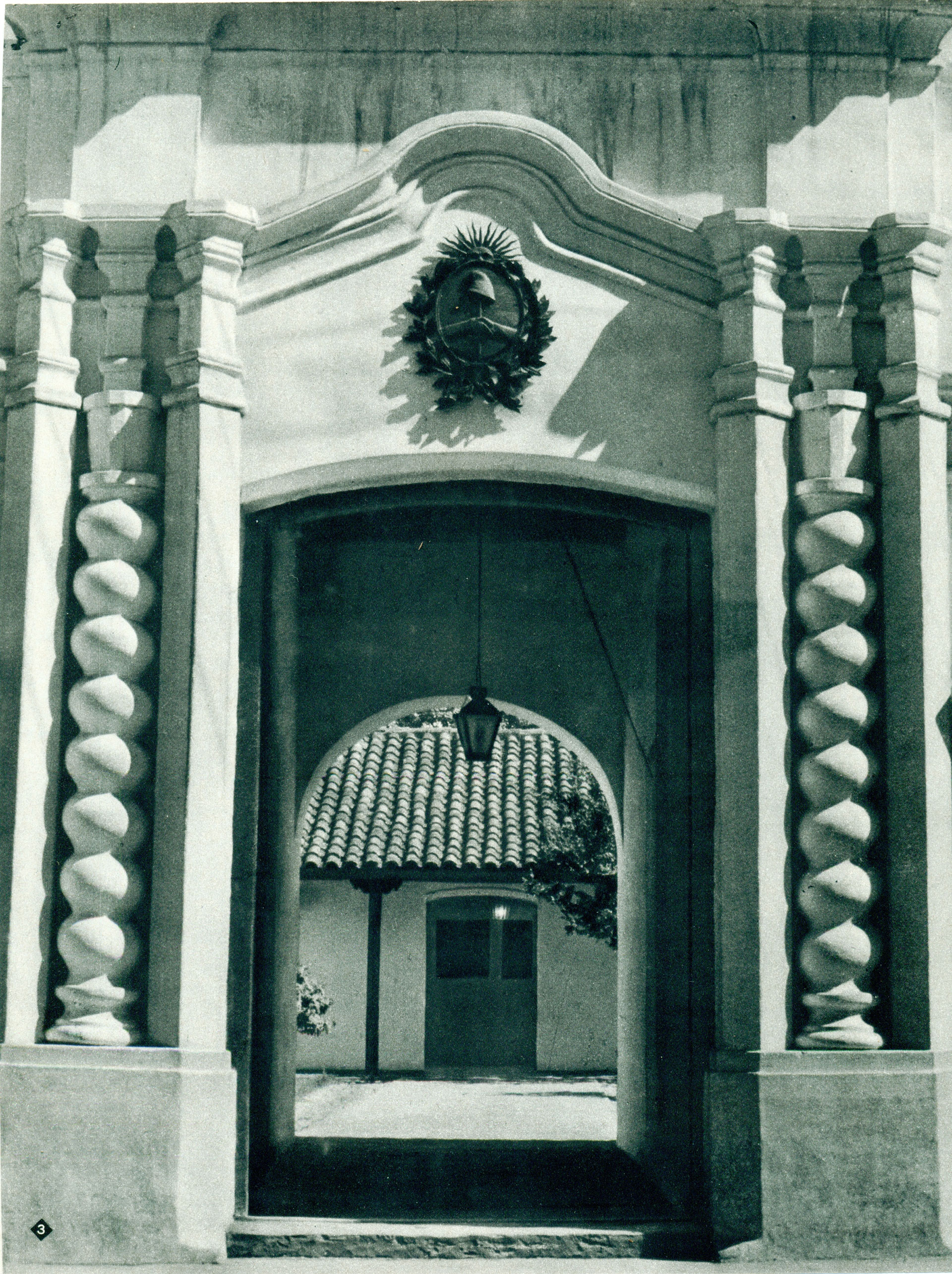 El portal de la Casas histórica luego de su reconstrucción. Foto Herbert Kirchhoff