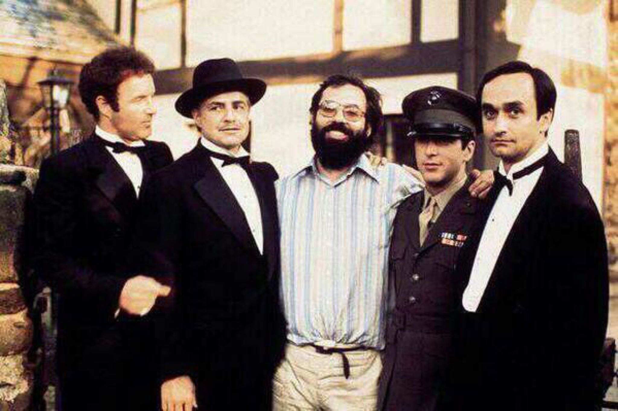Francis Ford Coppola con los Corleone: James Caan, Marlon Brando, Al Pacino y John Cazale