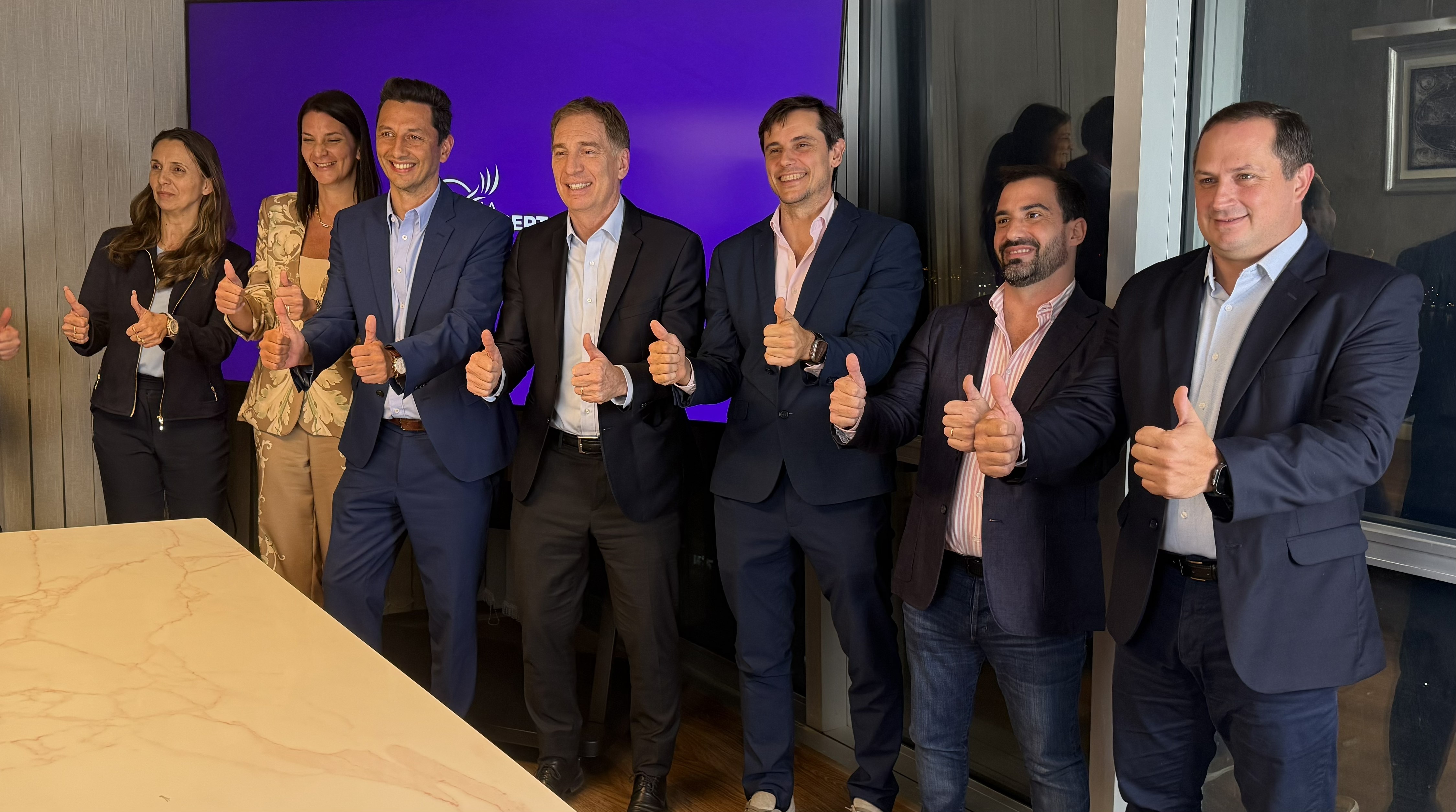 Diego Santilli visit&oacute; Misiones, evit&oacute; la interna del oficialismo provincial y se reuni&oacute; con la dirigencia de LLA 