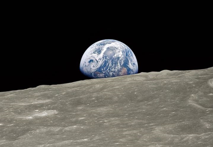 La Tierra vista desde la Luna