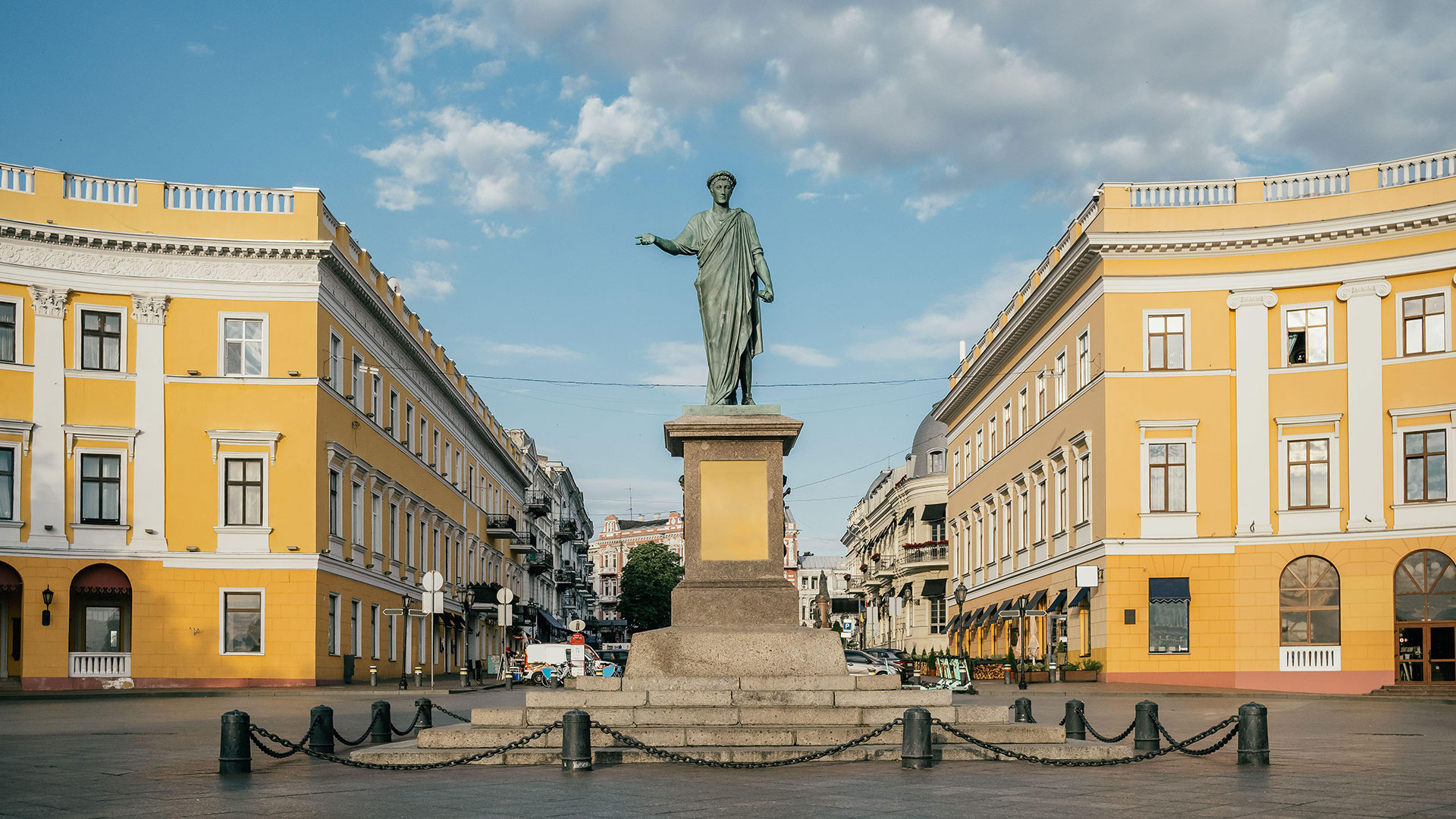 Monument to Duke de Richelieu in Odessa, Ukraine
Grosby