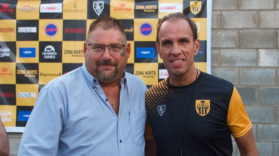 El Mono Navarro Montoya firmó como DT en un equipo del ascenso y se ilusiona a futuro: “Sueño con dirigir a Boca”