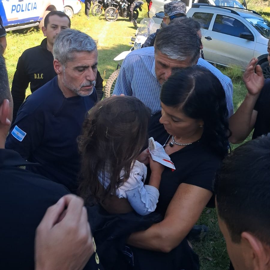 Video: as&iacute; fue el momento del hallazgo de la ni&ntilde;a buscada en C&oacute;rdoba