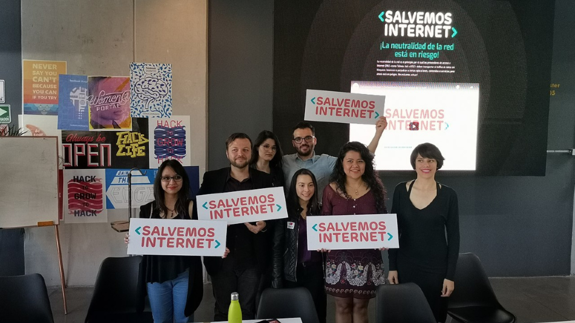Las organizaciones consiguieron un "histórico fallo" en defensa de la neutralidad de la red en México (Foto: Cortesía R3D en defensa de los derechos digitales)
