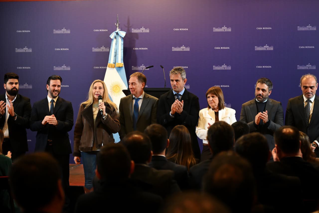 El debate interno detr&aacute;s de las alternativas del Gobierno para aprobar la reforma electoral