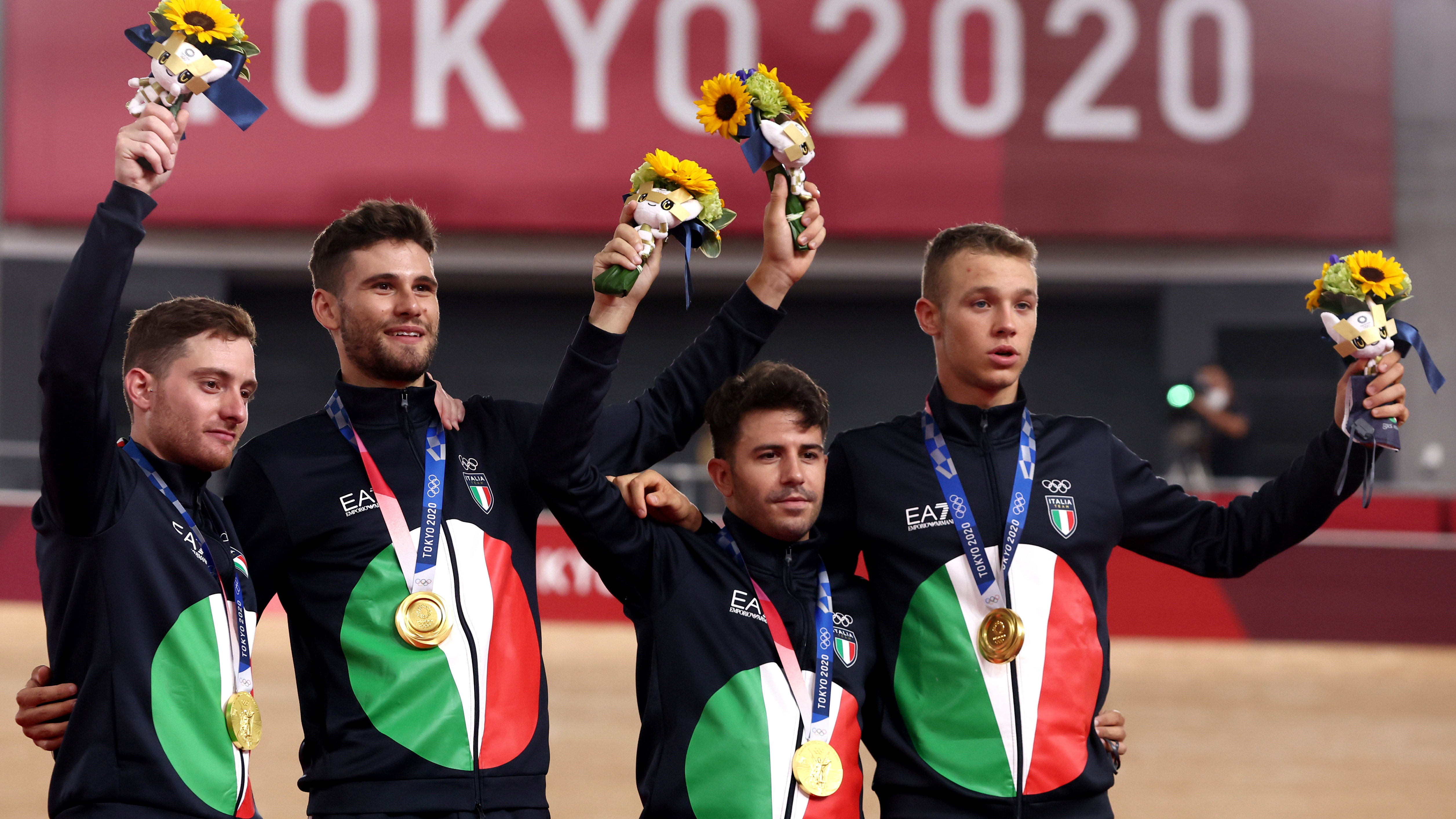 Simone Biles se llevó el oro en el concurso completo de París 2024, image size:5026x2828