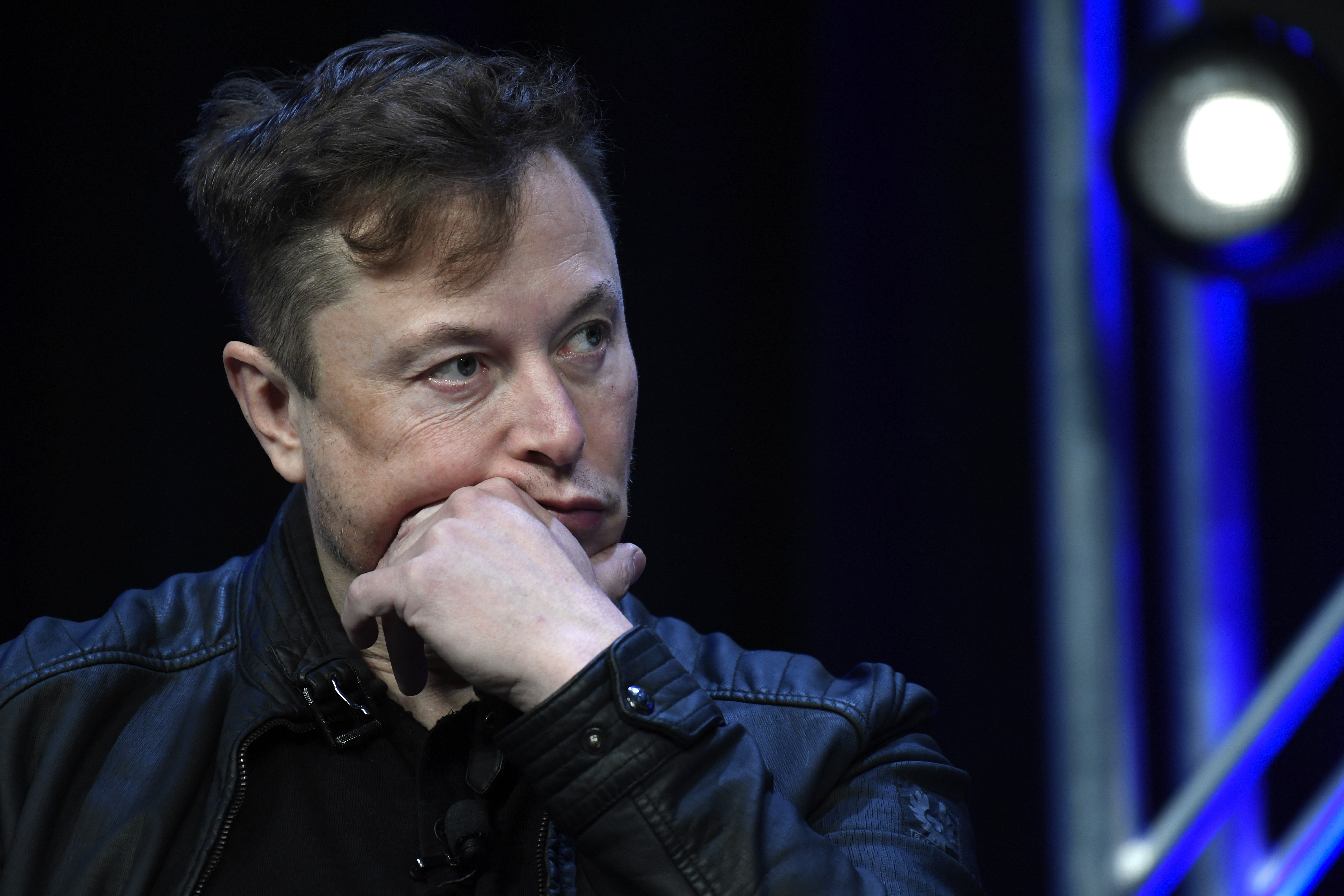 Elon Musk elevó la tensión y amenazó al gobierno de Brasil: “Espero que Lula disfrute de los vuelos comerciales”