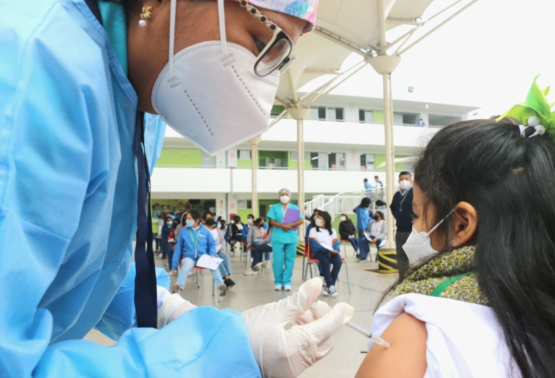 La exjefa de inmunizaciones del Minsa asegura que para mejorar las coberturas de inoculación, se deben incluir brigadas de vacunación en las escuelas. (Andina)