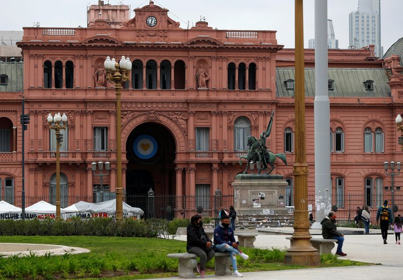 Palacio presidencial Casa Rosada en Buenos Aires, Argentina.. Foto de archivo Sep 13, 2021. REUTERS/Agustin Marcarian
