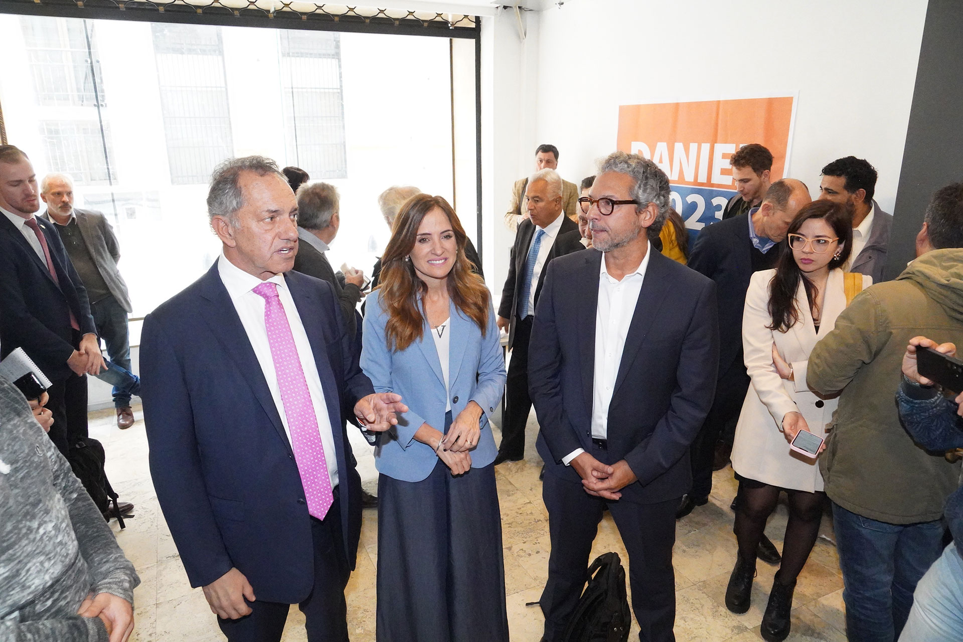 Daniel Scioli y Victoria Tolosa Paz, precandidata a la gobernación de la provincia de Buenos Aires, reforzaron su presencia en los medios esta semana