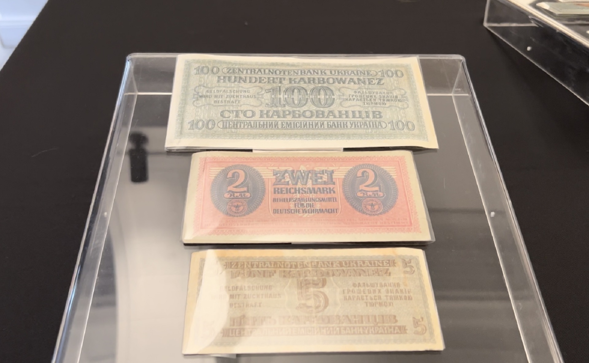 Los billetes del nazismo que entraron de contrabando ahora estarán en el Museo del Holocausto de Buenos Aires 