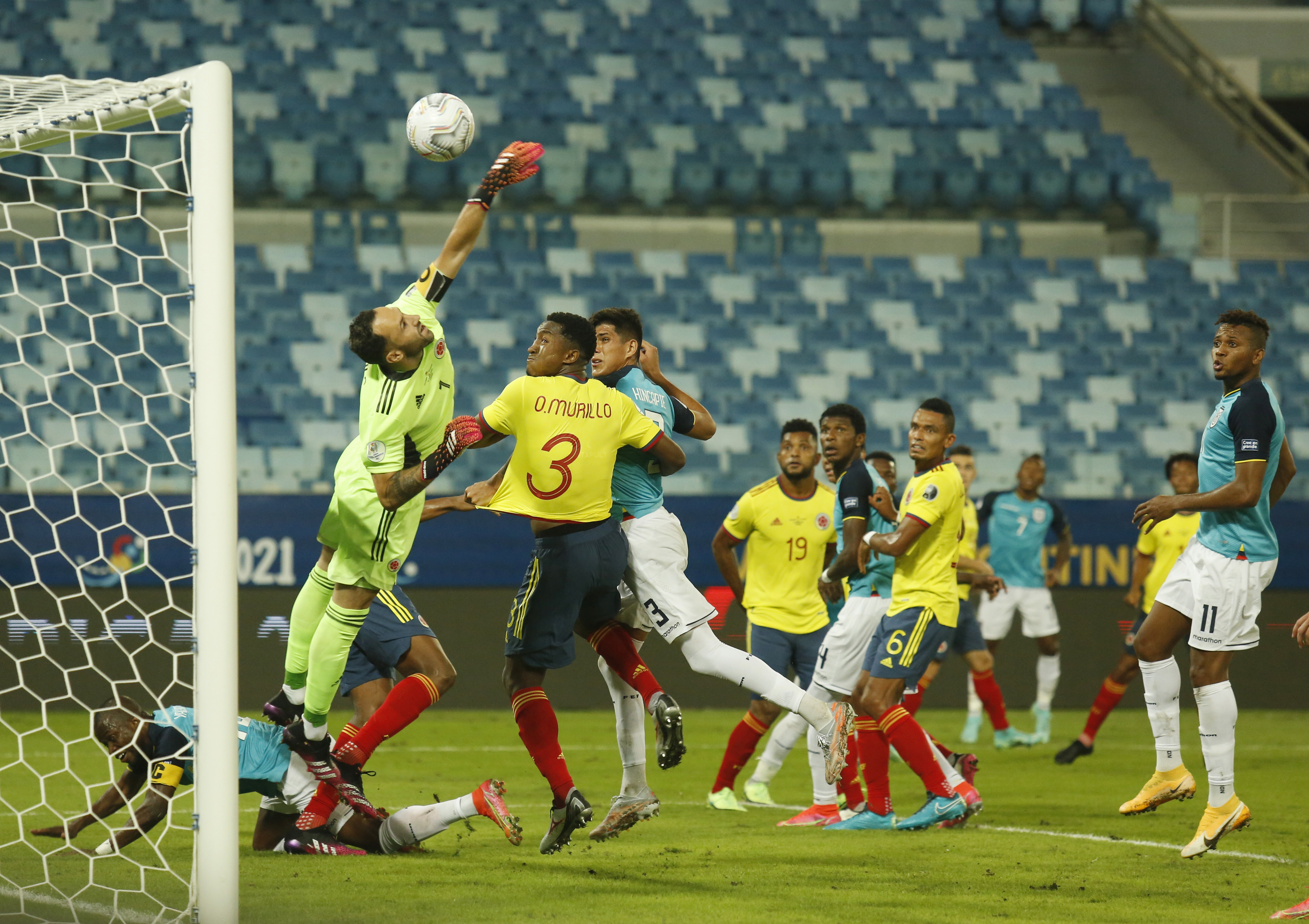 David Ospina en el debut de la selección Colombia en la Copa América 2021. REUTERS/Carla Carniel