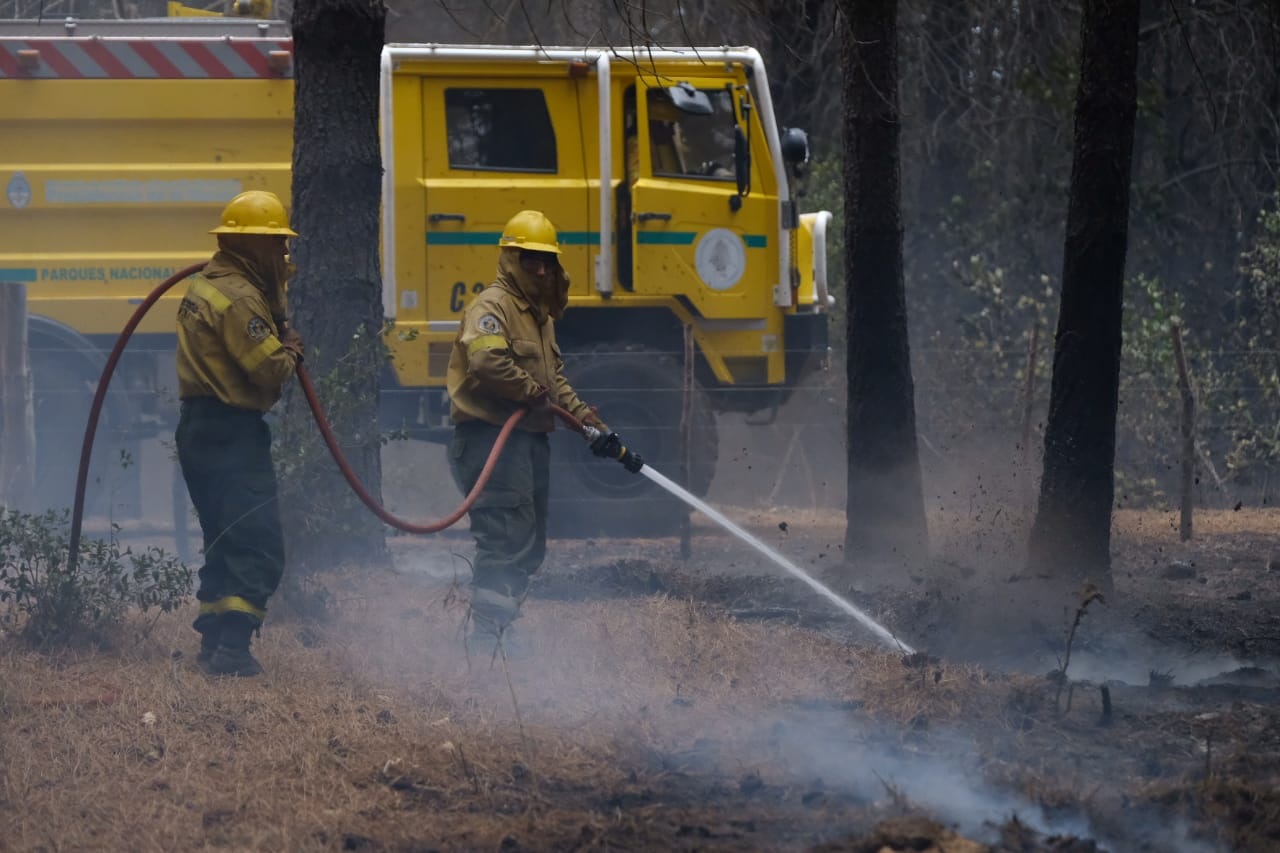 Los brigadistas continuaban trabajando para evitar que se desarrollen nuevos incendios (Prensa Ministerio de Ambiente/cf/Telam)