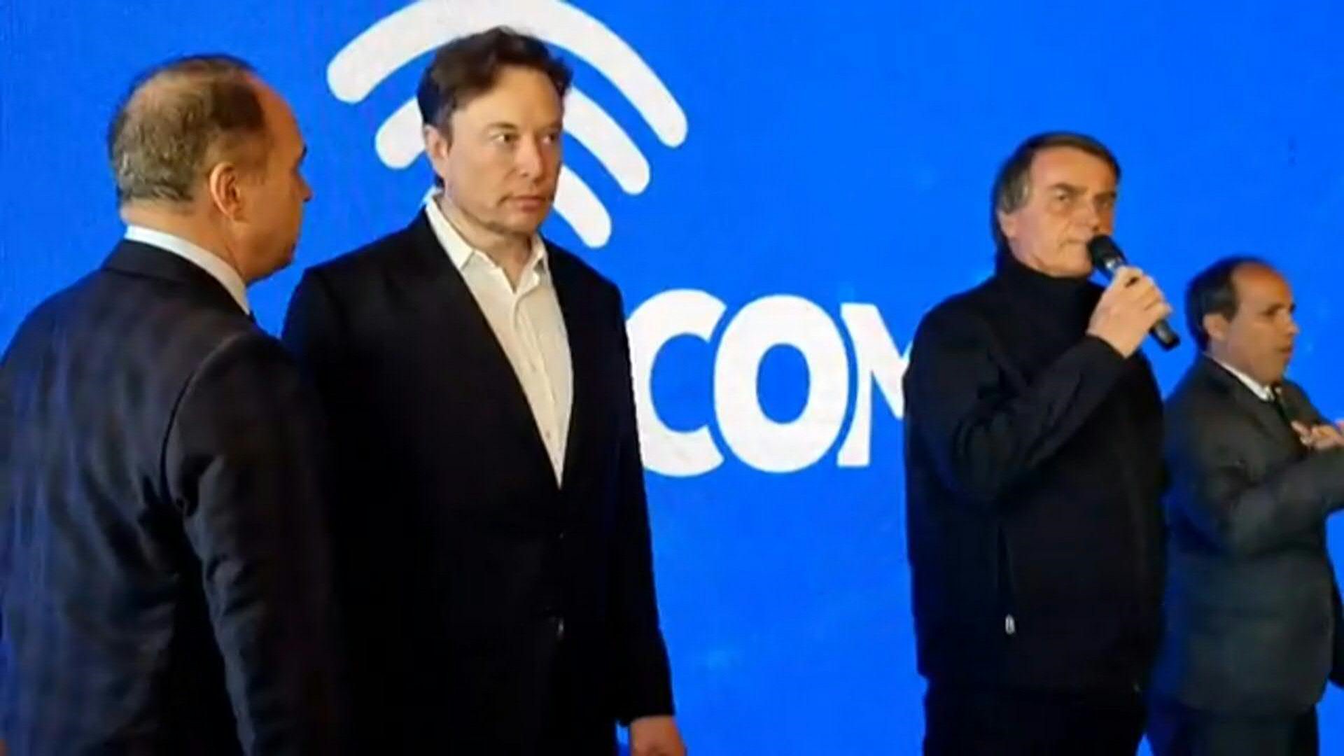 Elon Musk en Brasil para "conectar" la Amazonía