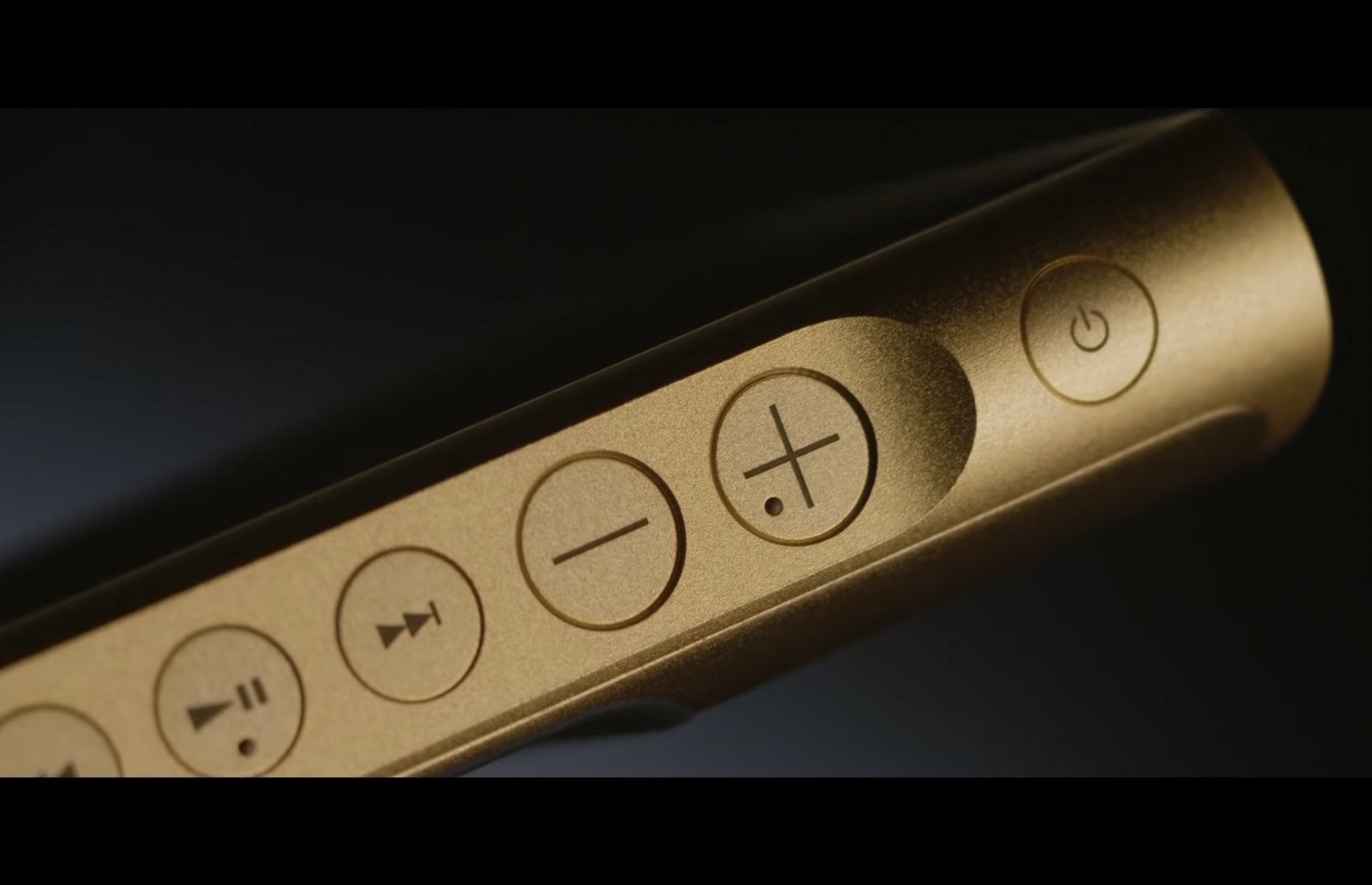 Sony pega a la nostalgia de los fanáticos de la música con nuevos Walkman -  Infobae