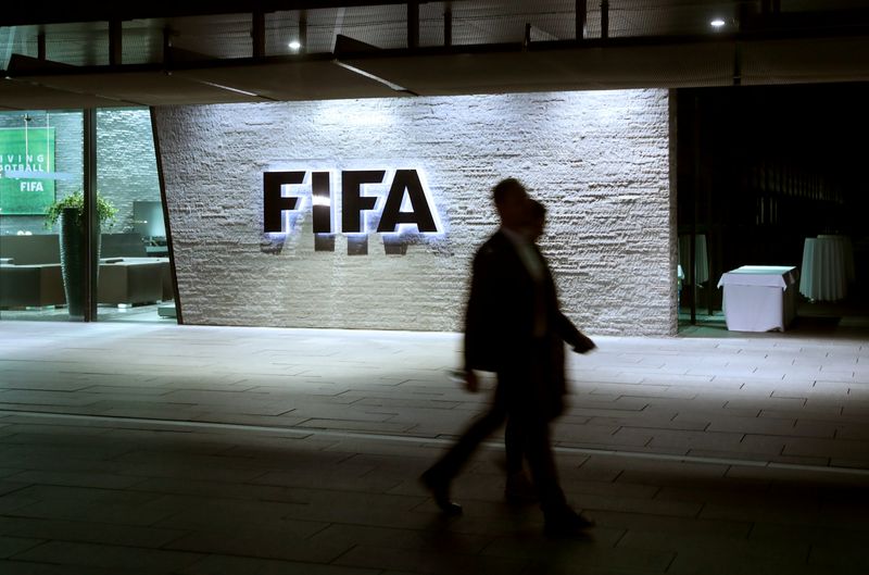 La FIFA pidió el "reestablecimiento de la paz" (REUTERS/Arnd Wiegmann)