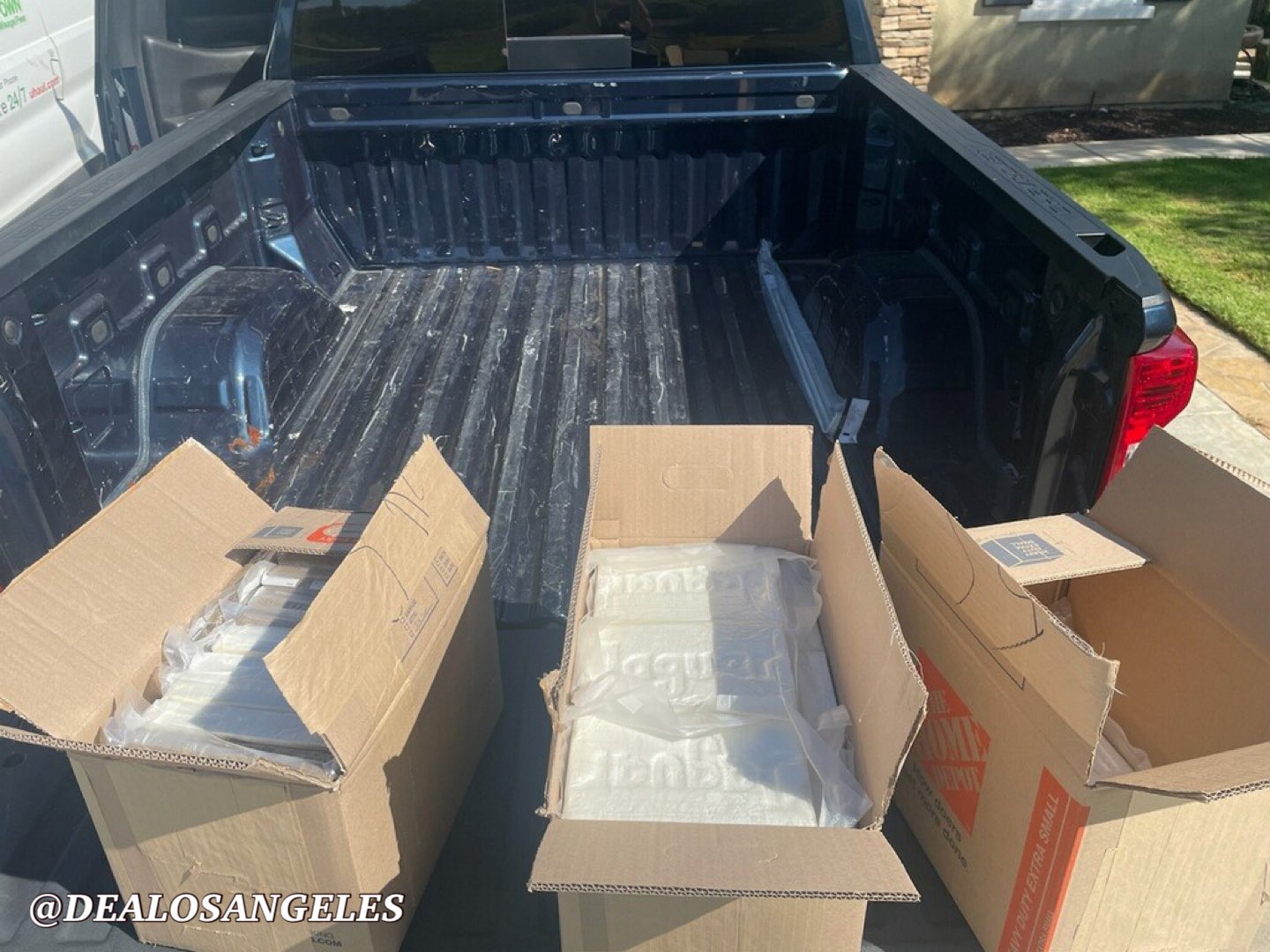 Los narcóticos estaban en cajas de cartón y plástico (Foto: DEA)