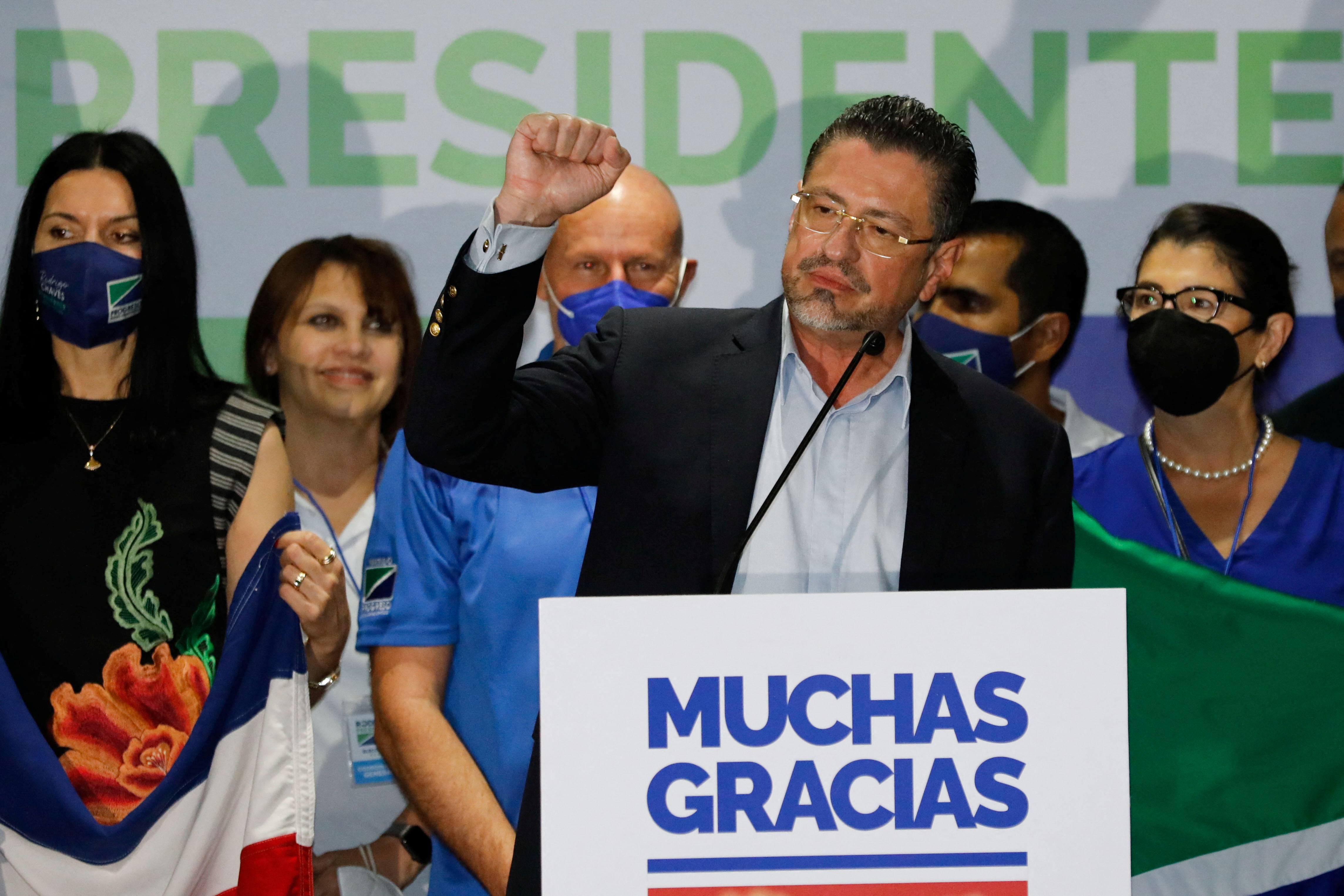Rodrigo Chaves, candidato del Partido Progreso Social Democrático (PPSD) es un político emergente y ha sido la sorpresa en la jornada electoral costarricense.  (REUTERS/Monica Quesada)