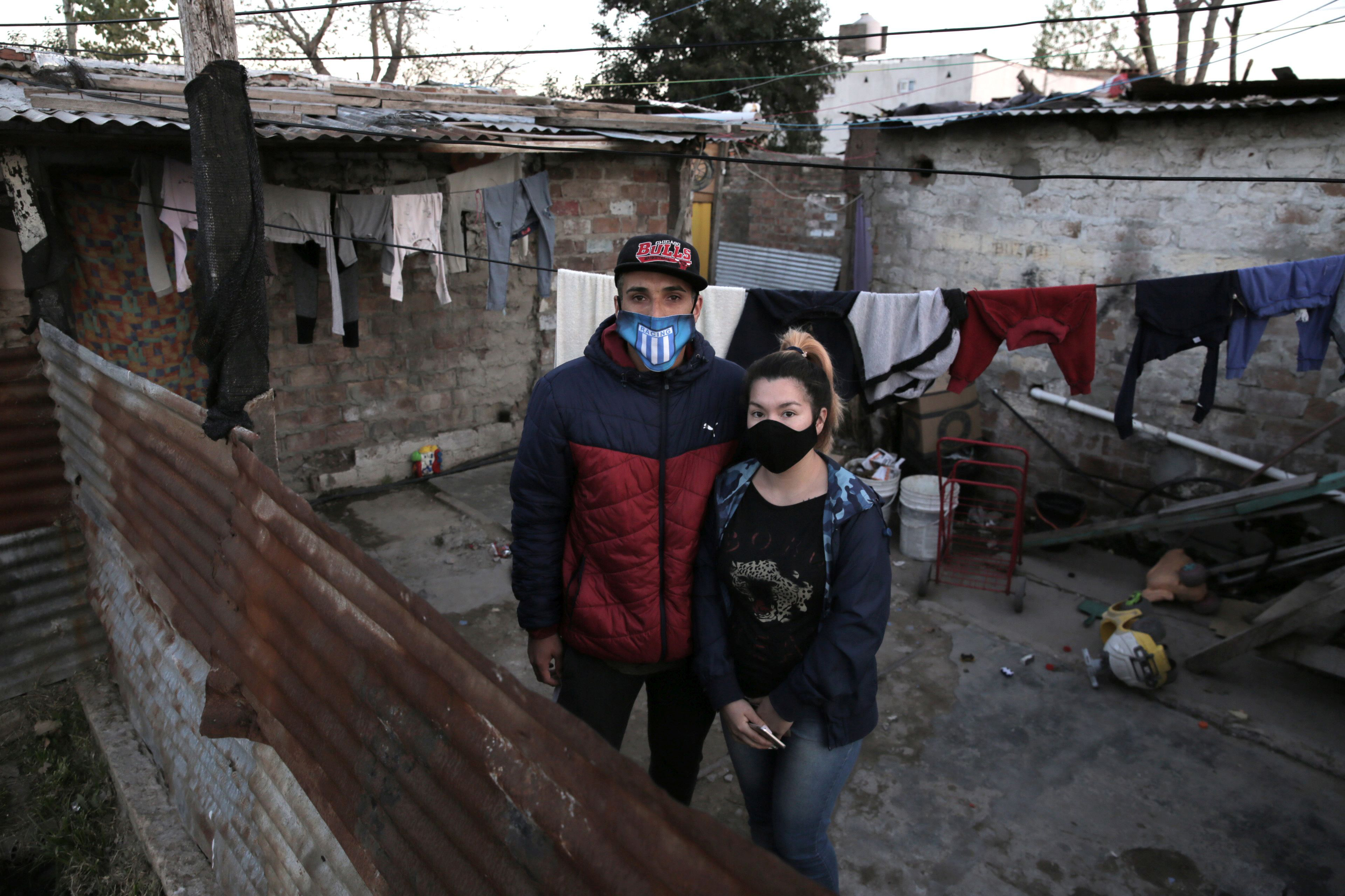 Primera mención, Pandemia en barrios vulnerables, Rodrigo Caballero