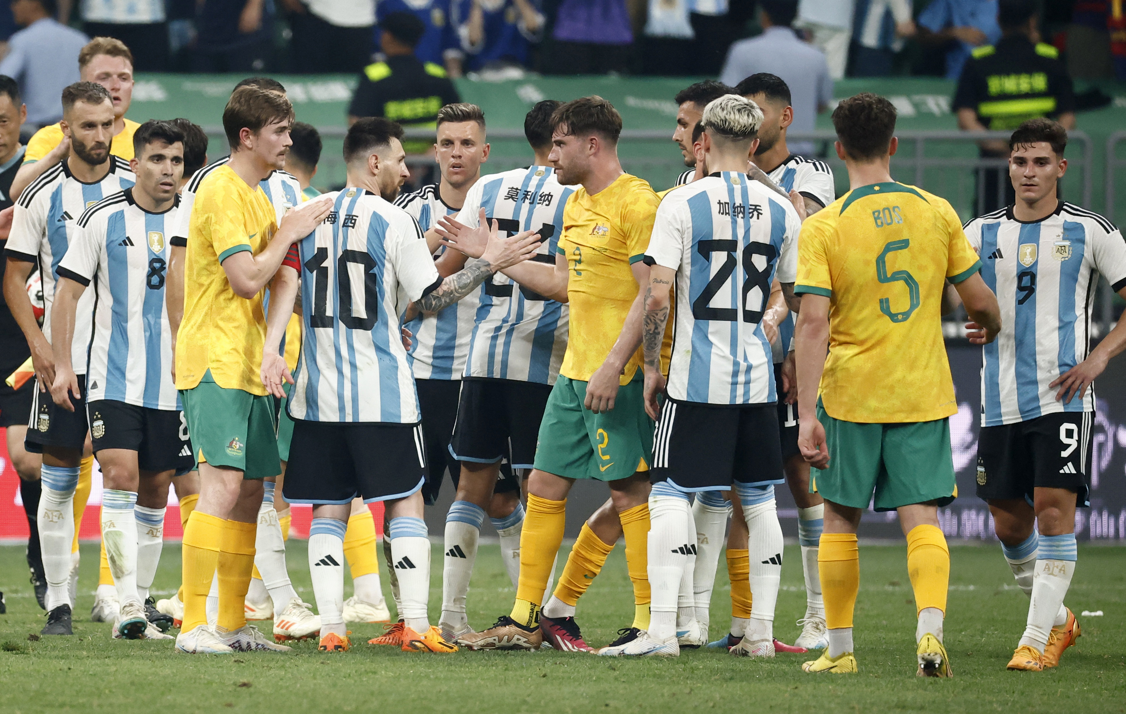 Argentina le ganó a Australia en Beijing (REUTERS/Thomas Peter)
