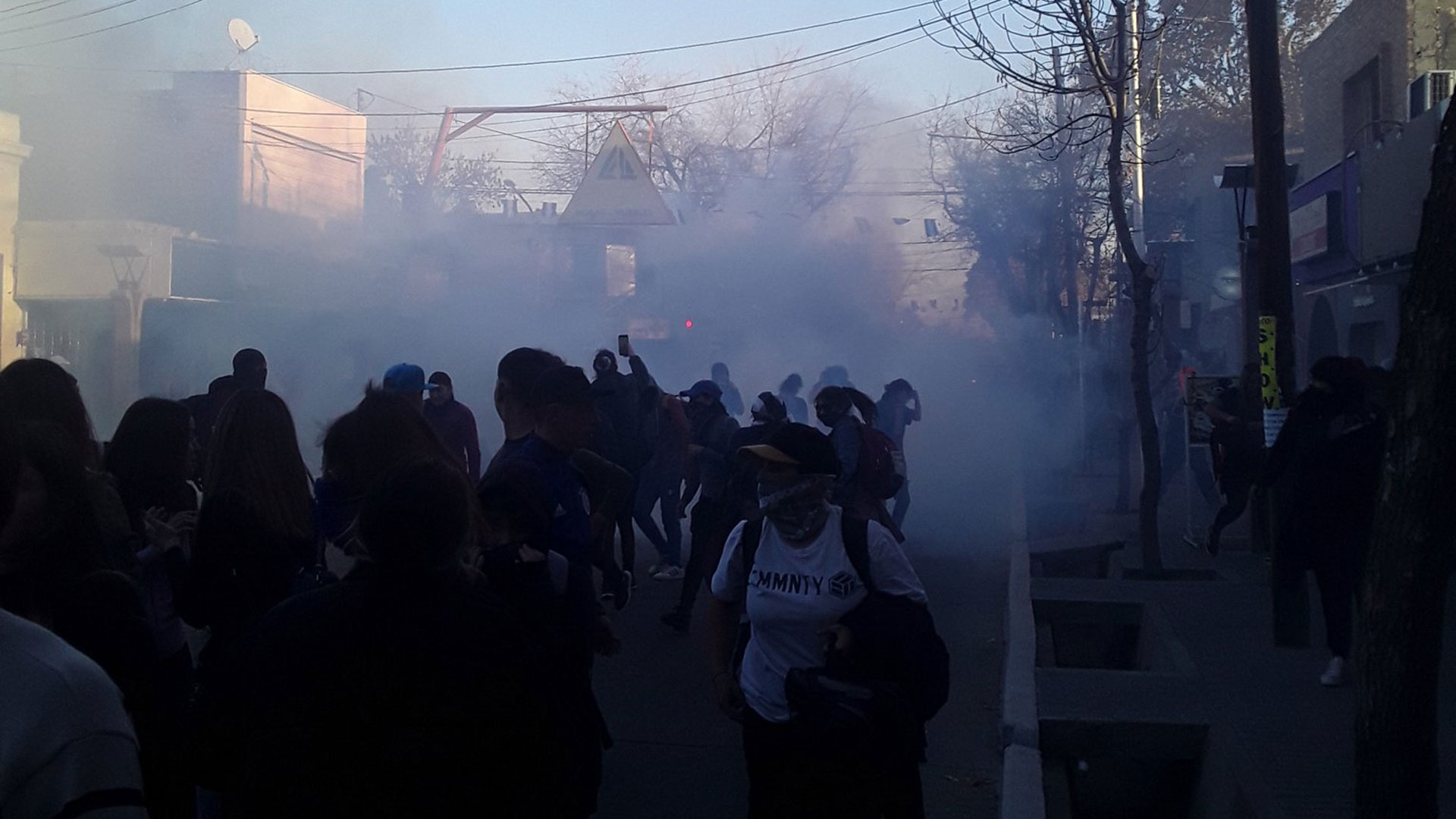 Una marcha para pedir justicia por el crimen de Agostina Trigo terminó en incidentes con la Policía (@CORREPI)