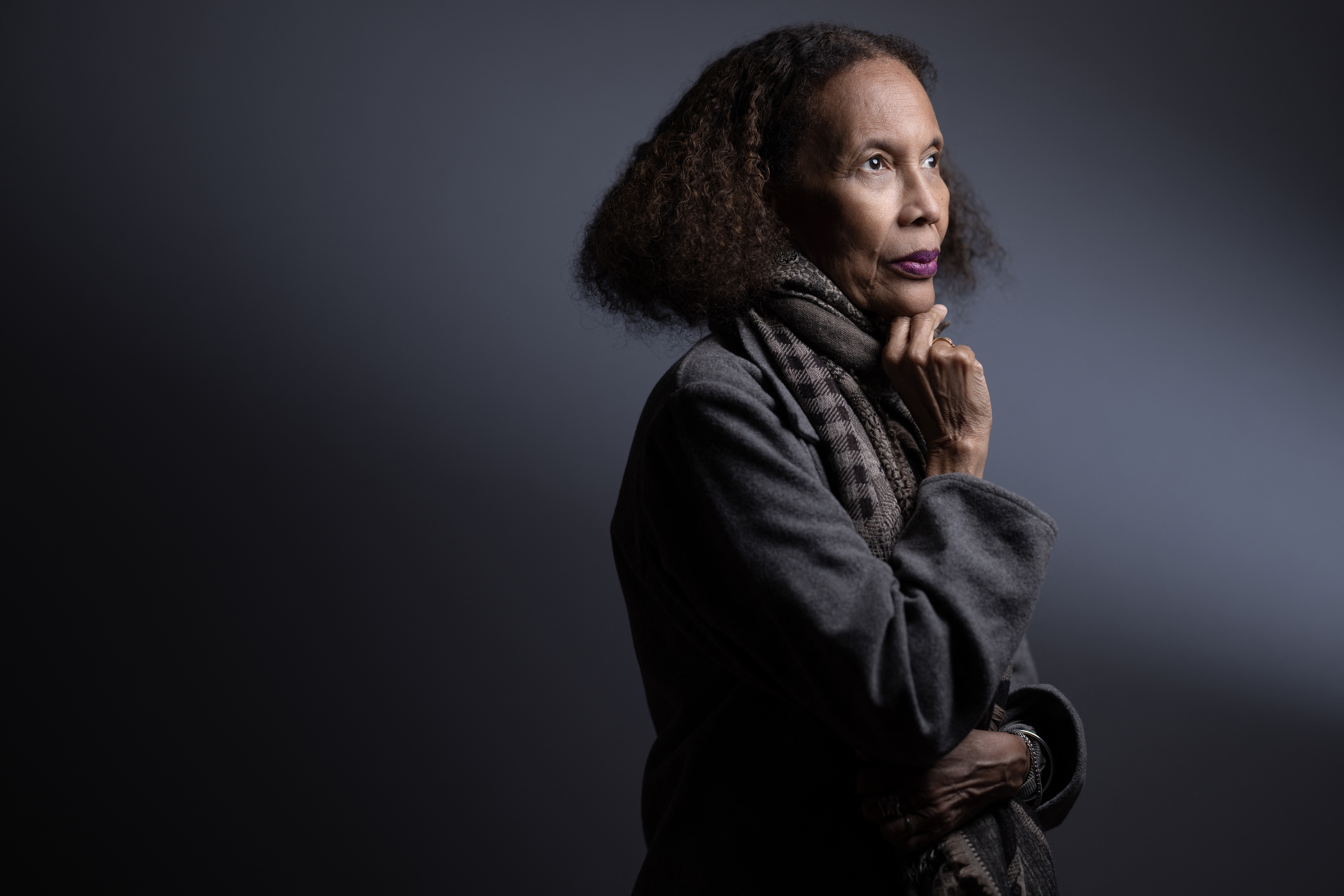 Empresario colombiano podría convertirse en dueño de Carrefour Argentina con operación que ronda los mil millones de dólares