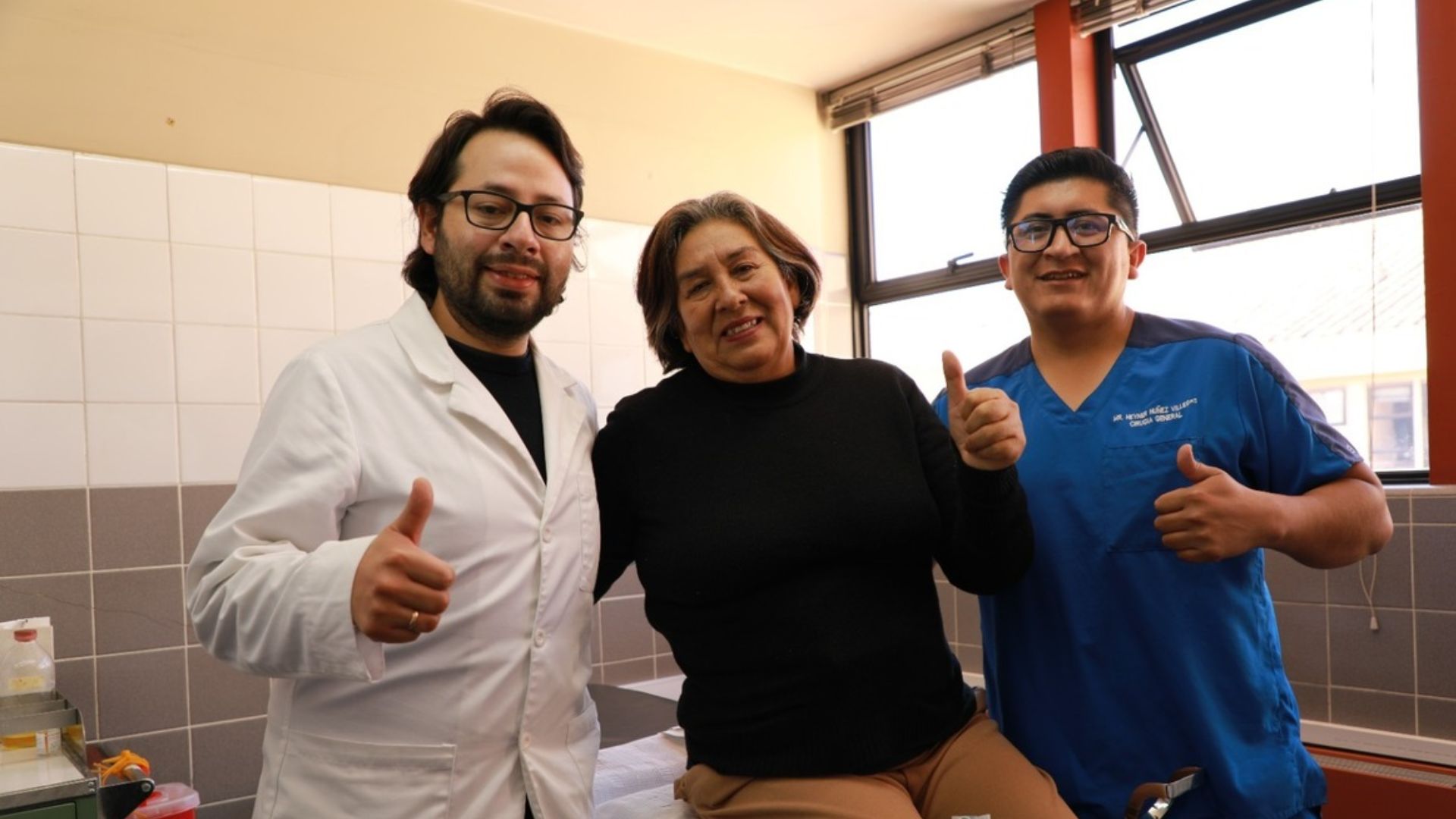 Extraen impresionante tumor de casi cuatro kilos que amenazaba órganos vitales a profesora - Infobae
