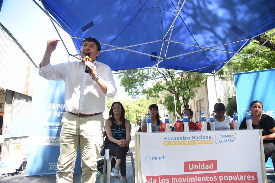 El diputado Daniel Arroyo también participó de las mesas de debate de barrios de Pie: "Un gusto ver y escuchar a los compañeros y las compañeras que en todo el país le ponen el cuerpo a la construcción de la economía popular y los movimientos sociales con organización", expresó en su cuenta de Twitter