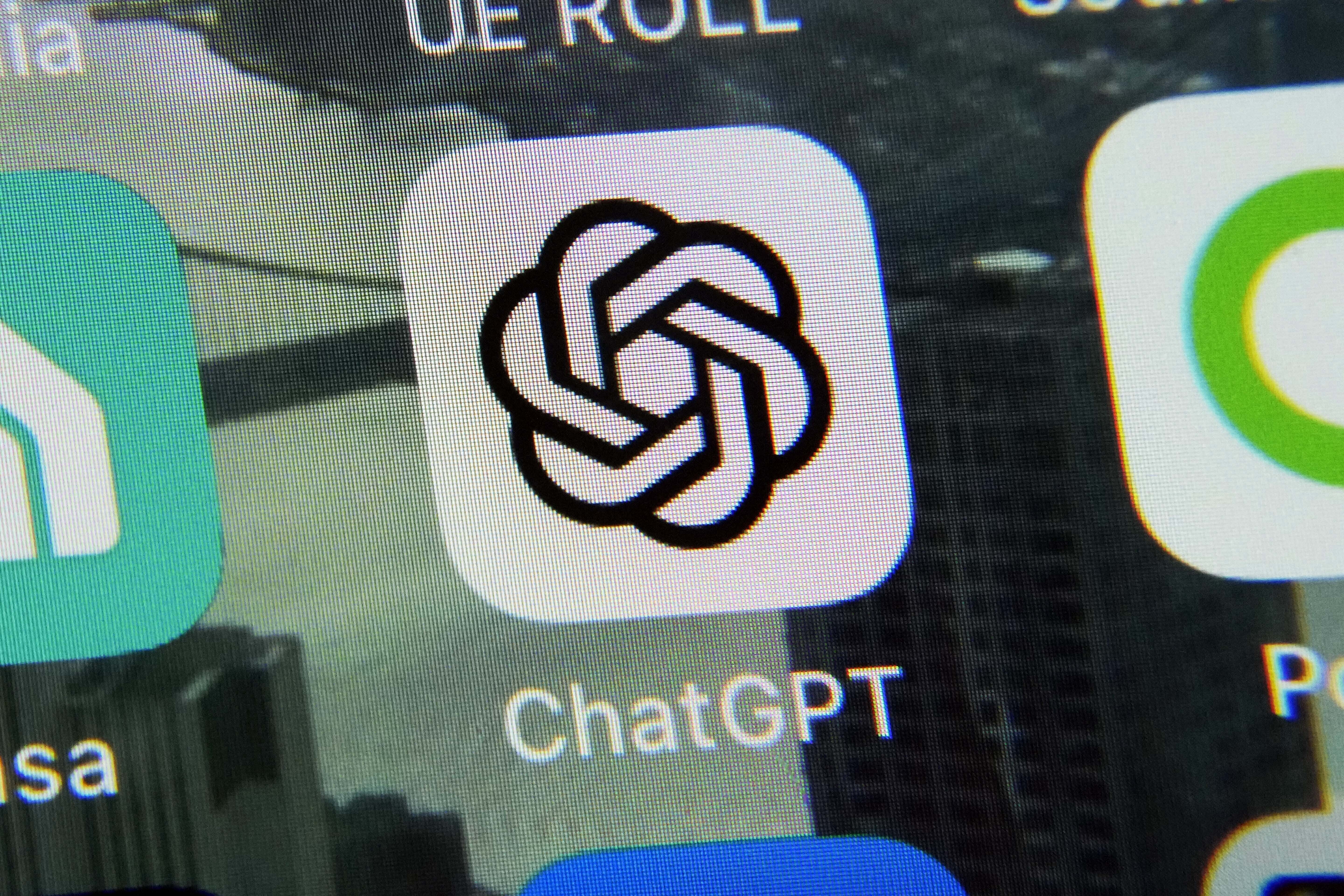 OpenAI lanzó ChatGPT para los usuarios de iOS en EEUU 