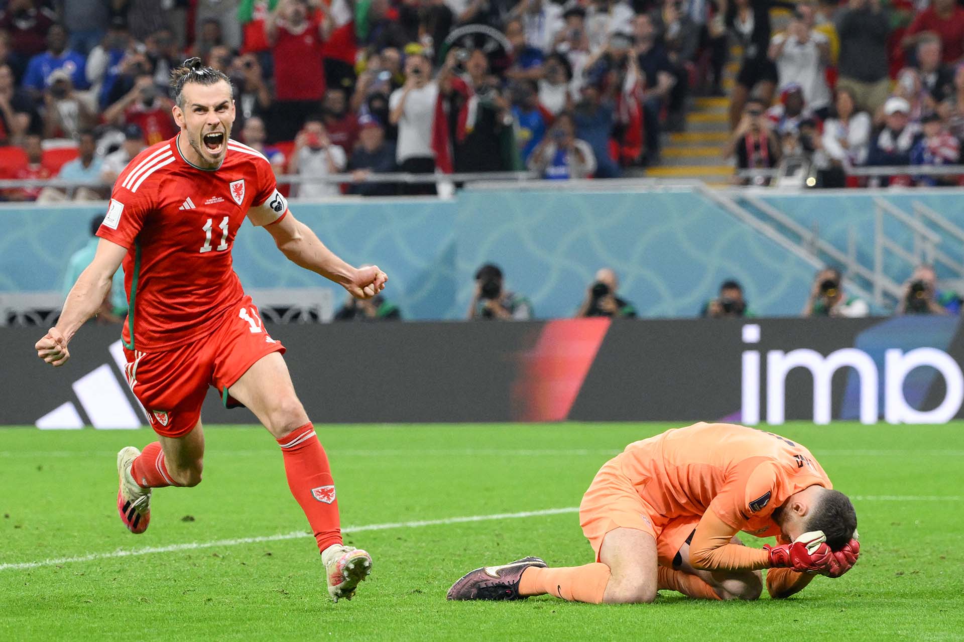 El grito de gol de Gareth Bale que marcó el empate para el elenco británico 