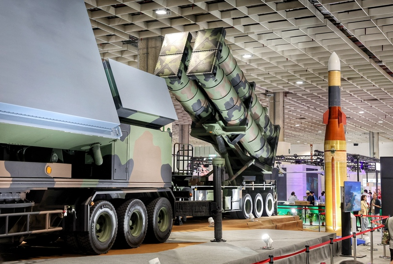 Taiwán presentó el Strong Bow, su nuevo interceptor hipersónico capaz de destruir misiles balísticos a 70 kilómetros de altura