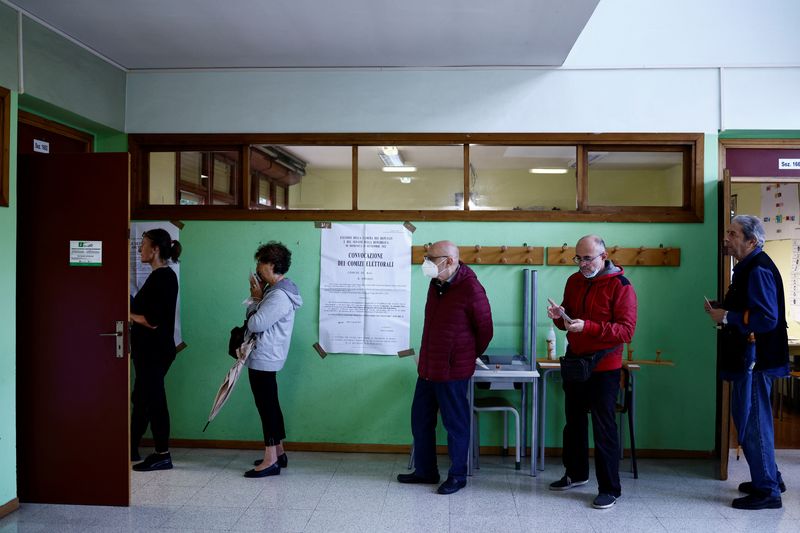 Fuerte caída de la participación en las elecciones italianas 