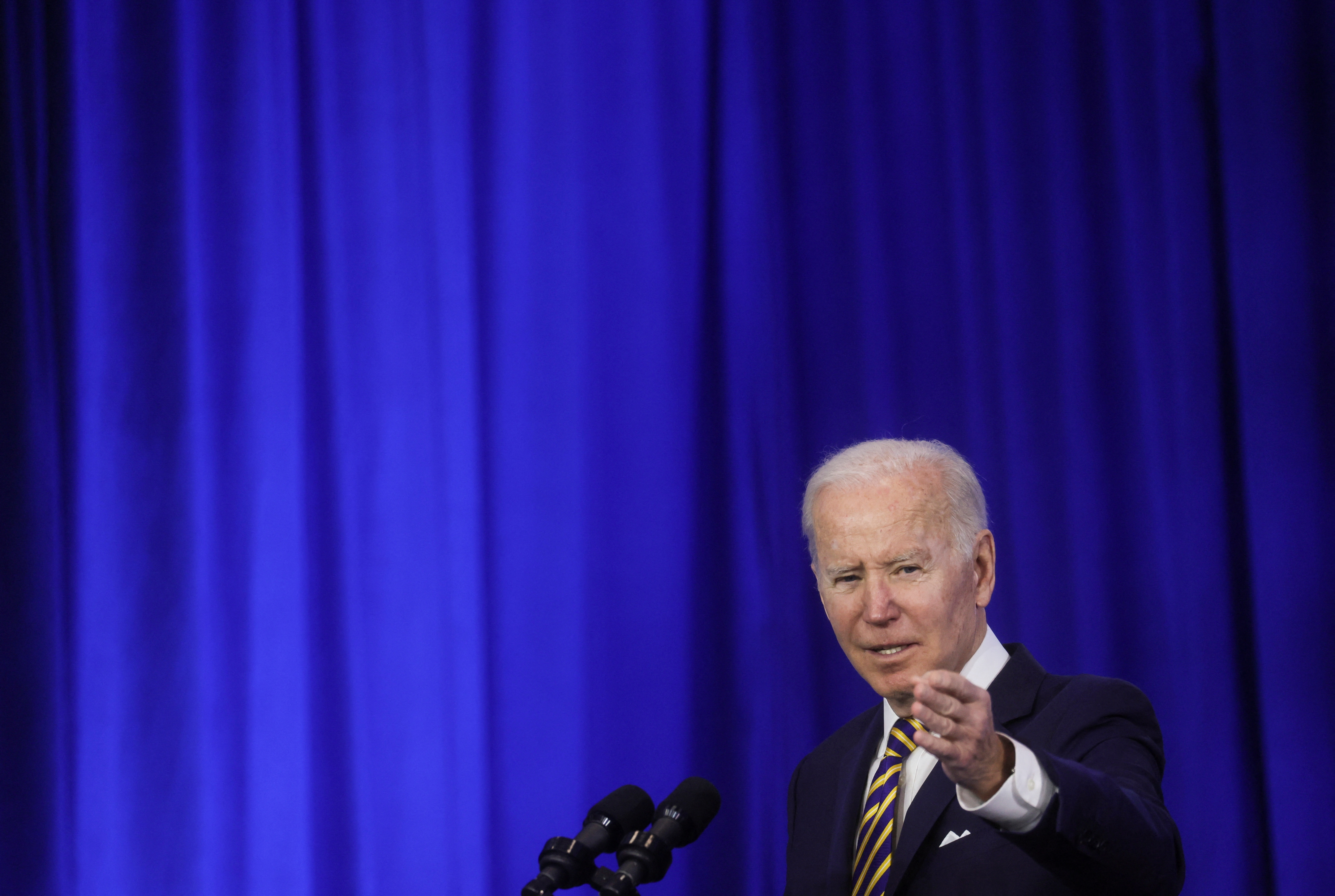 Biden aconsejó a los ciudadanos estadounidenses que residen en Ucrania que se vayan “ahora” 